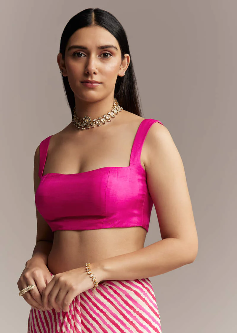 Off White Chinnon Saree With Pink Striped Print And Gota Detailing - Image 7