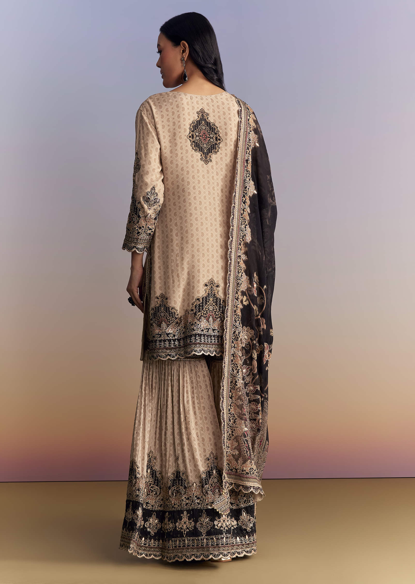 Off White Crepe Sharara Suit With Paisley Print And Contrast Dupatta - Image 5