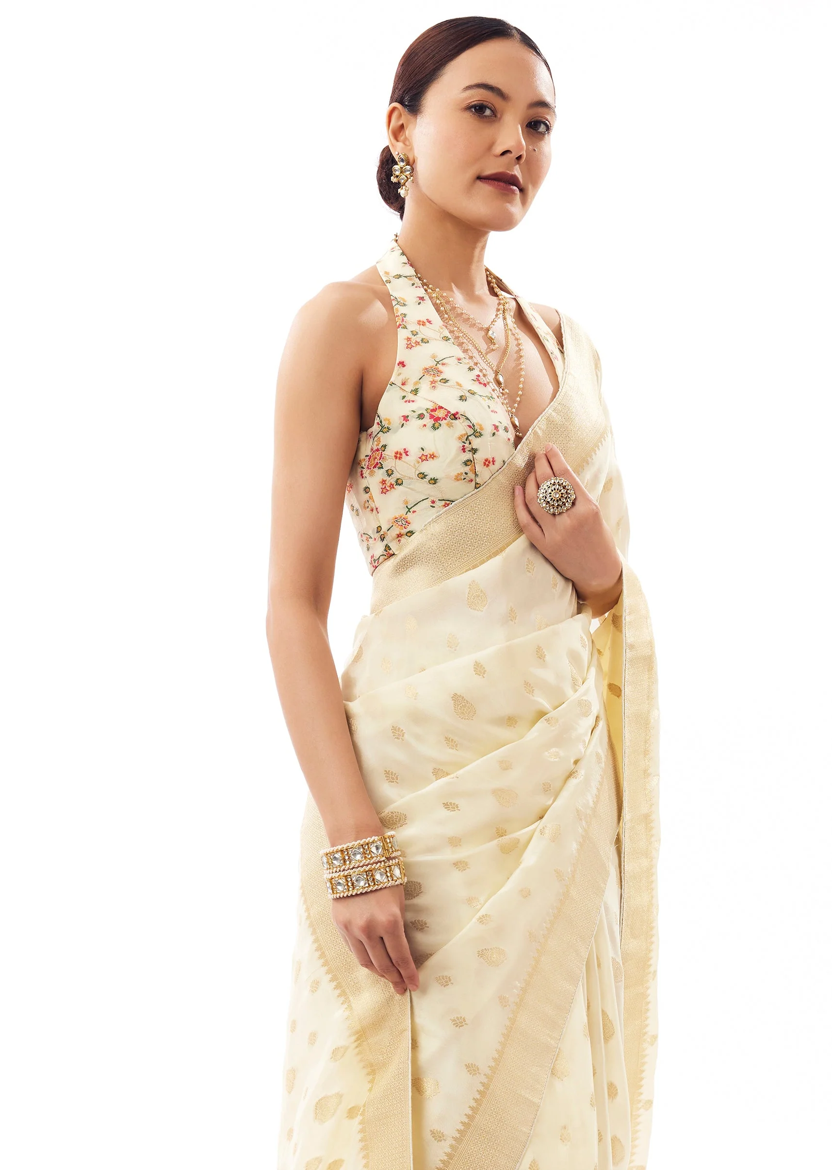 Off-White Dola Silk Woven Saree With Golden Butti And Multicolour Brocade Jaal Pallu - Image 5