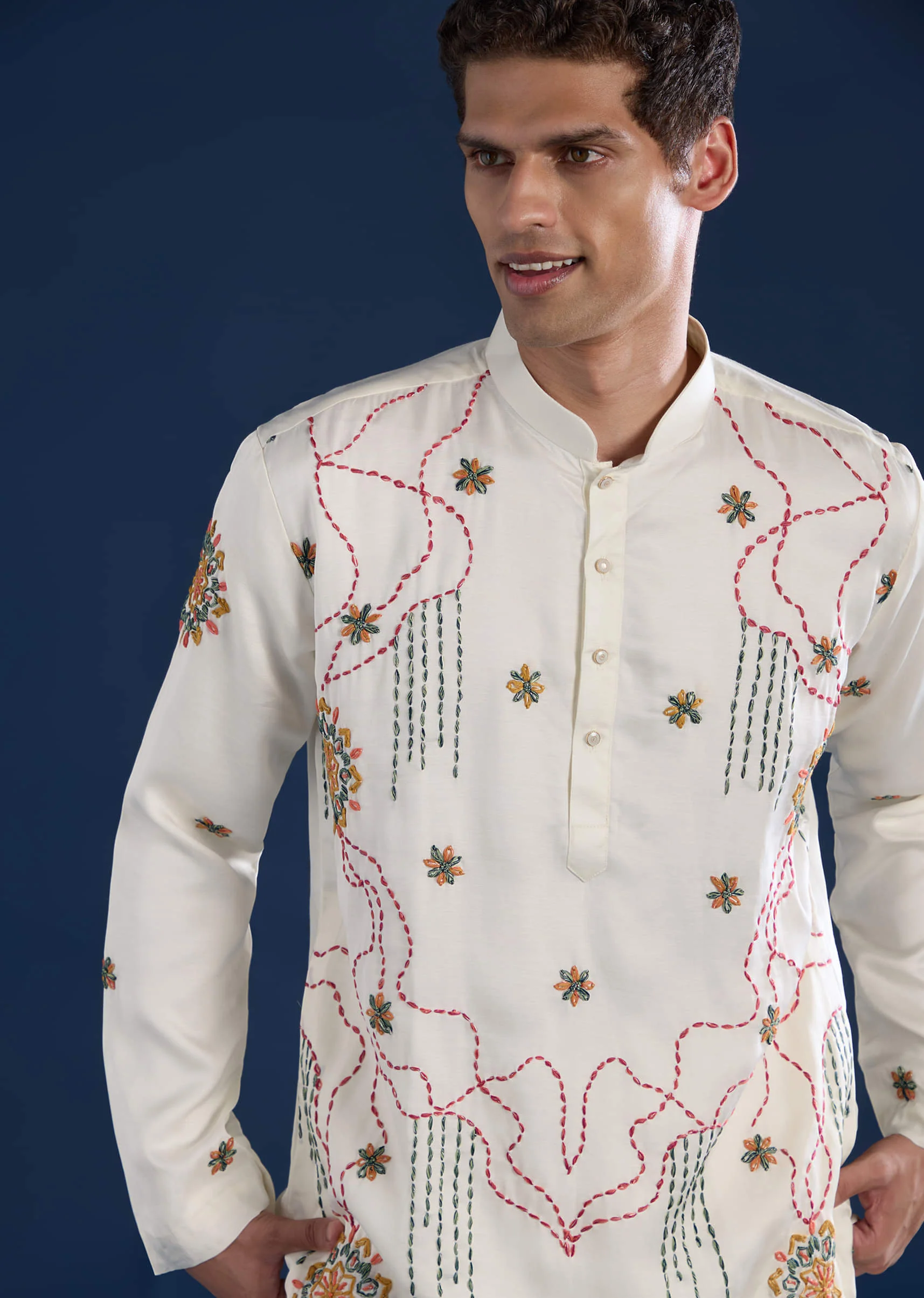 Off White Embroidered Mens Kurta Set with Bandhani Print Dupatta - Image 4