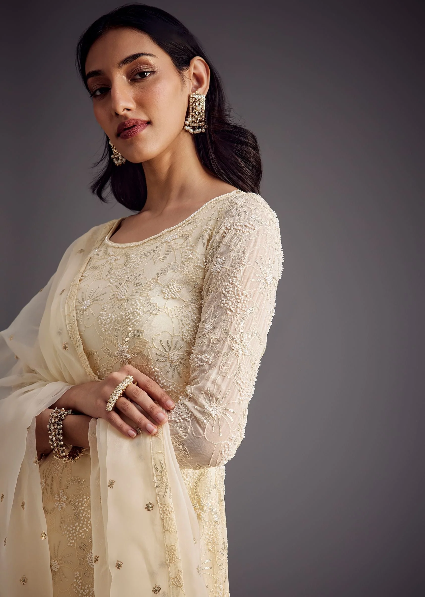 Off White Embroidered Sharara Set With Organza Dupatta - Image 3