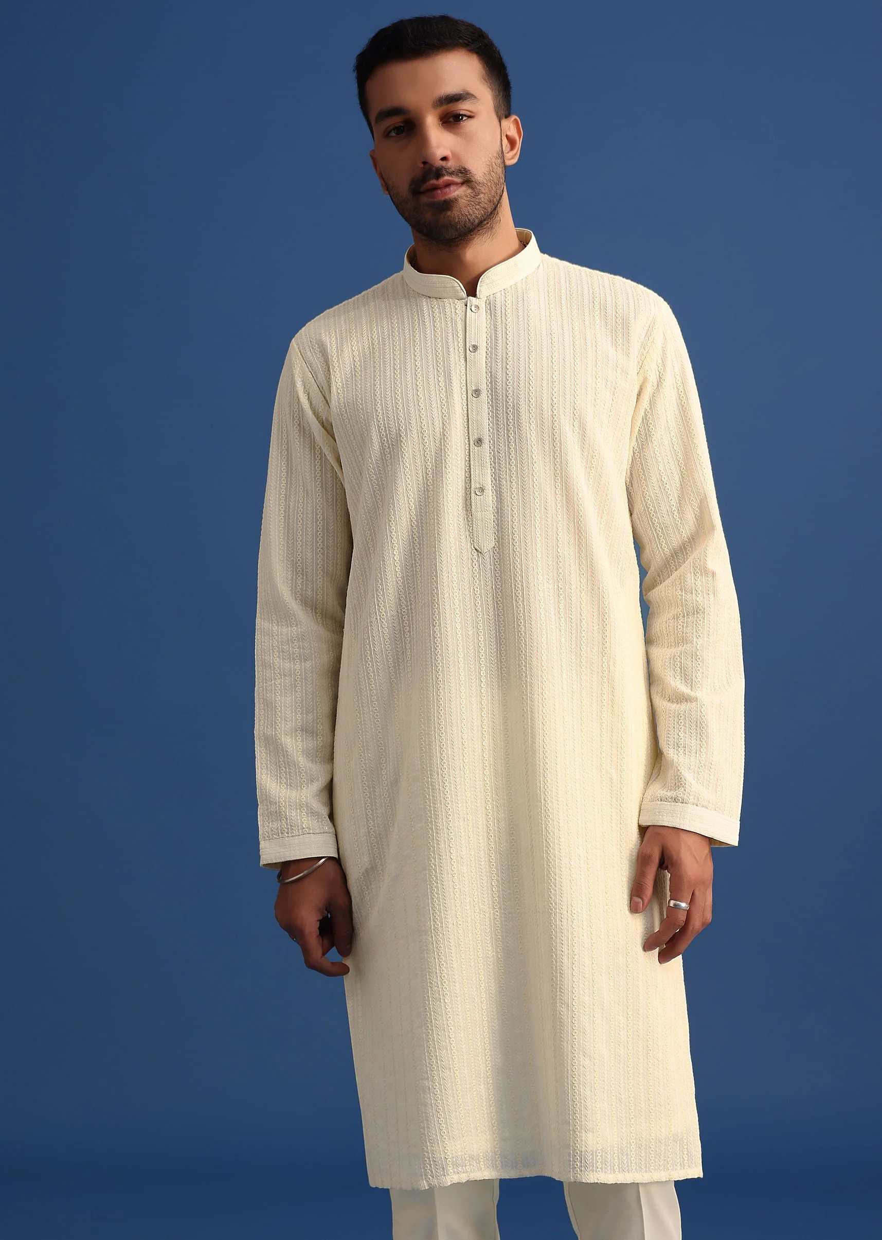 Off White Georgette Embroidered Kurta Set - Image 3