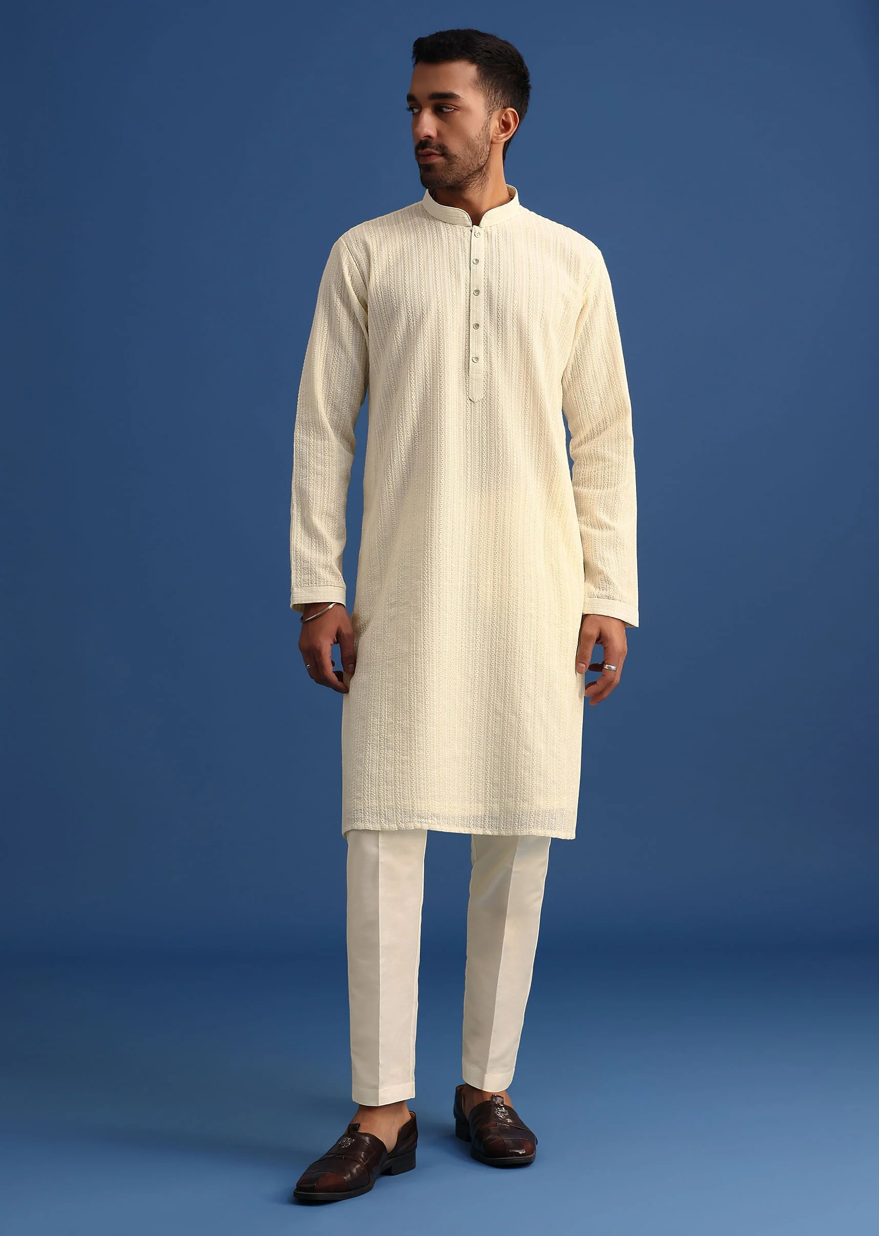 Off White Georgette Embroidered Kurta Set - Image 4