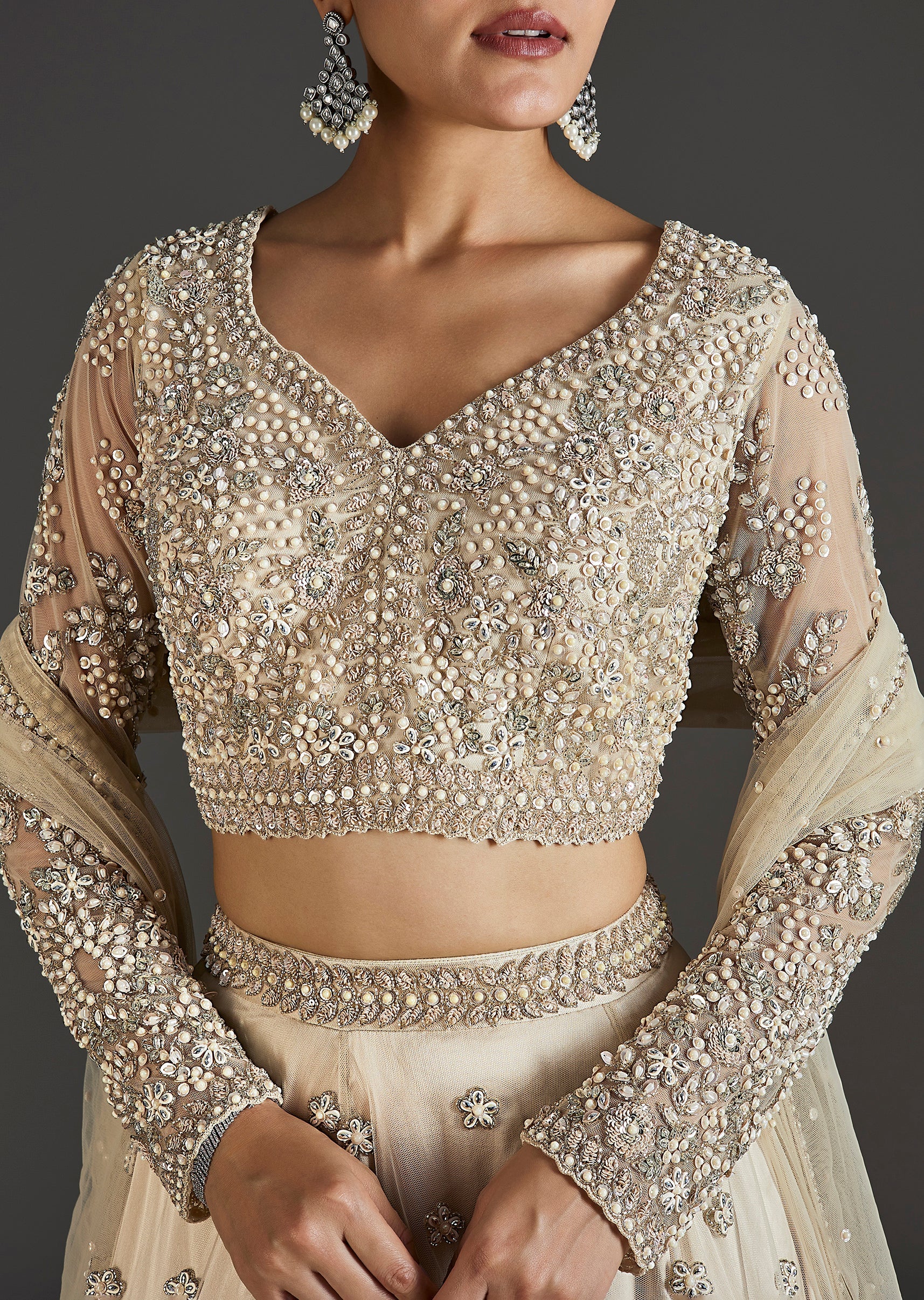 Off White Glamour With Modern Sparkle - Image 3