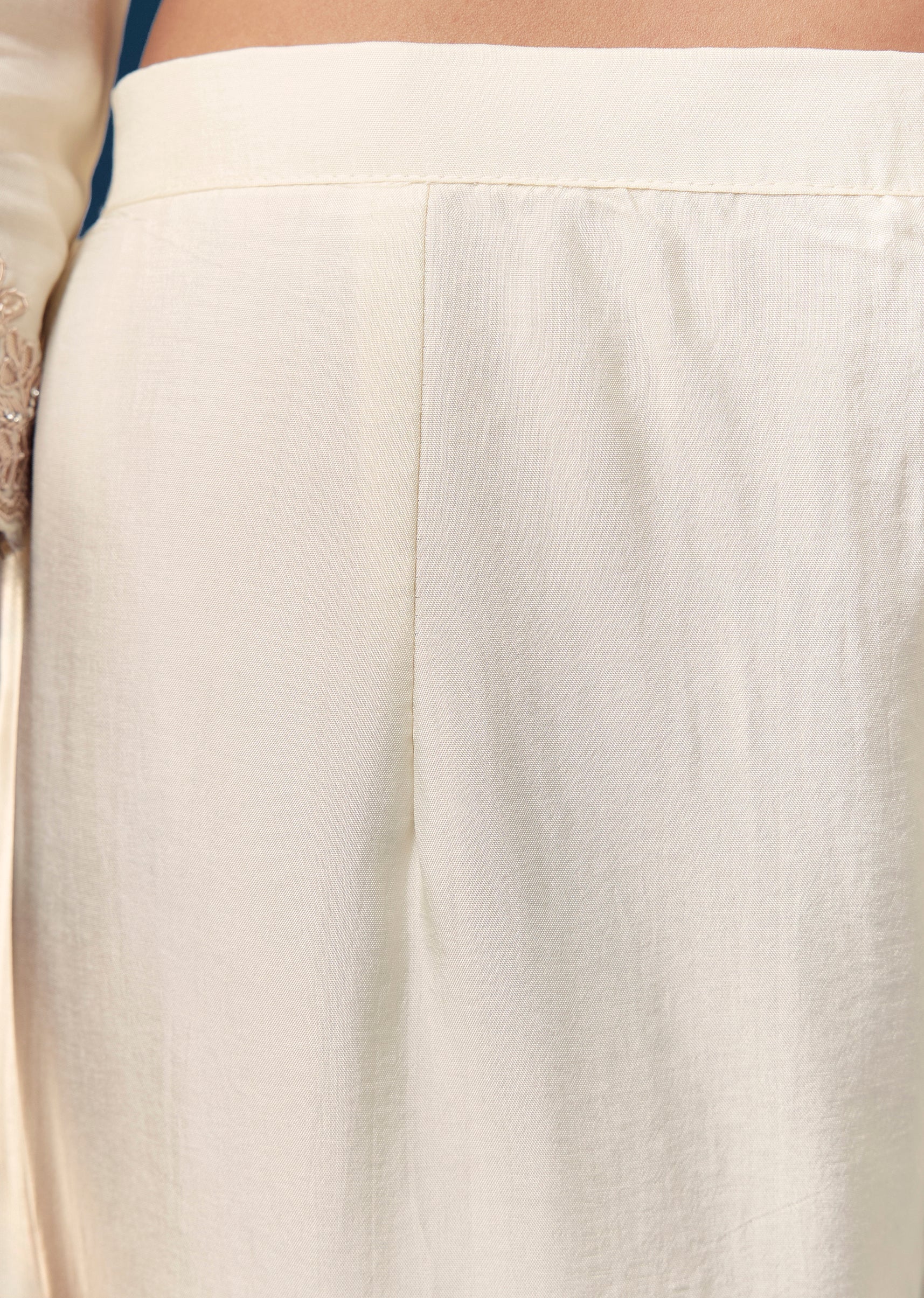 Off White Gota Work Silk Kurta Set - Image 6
