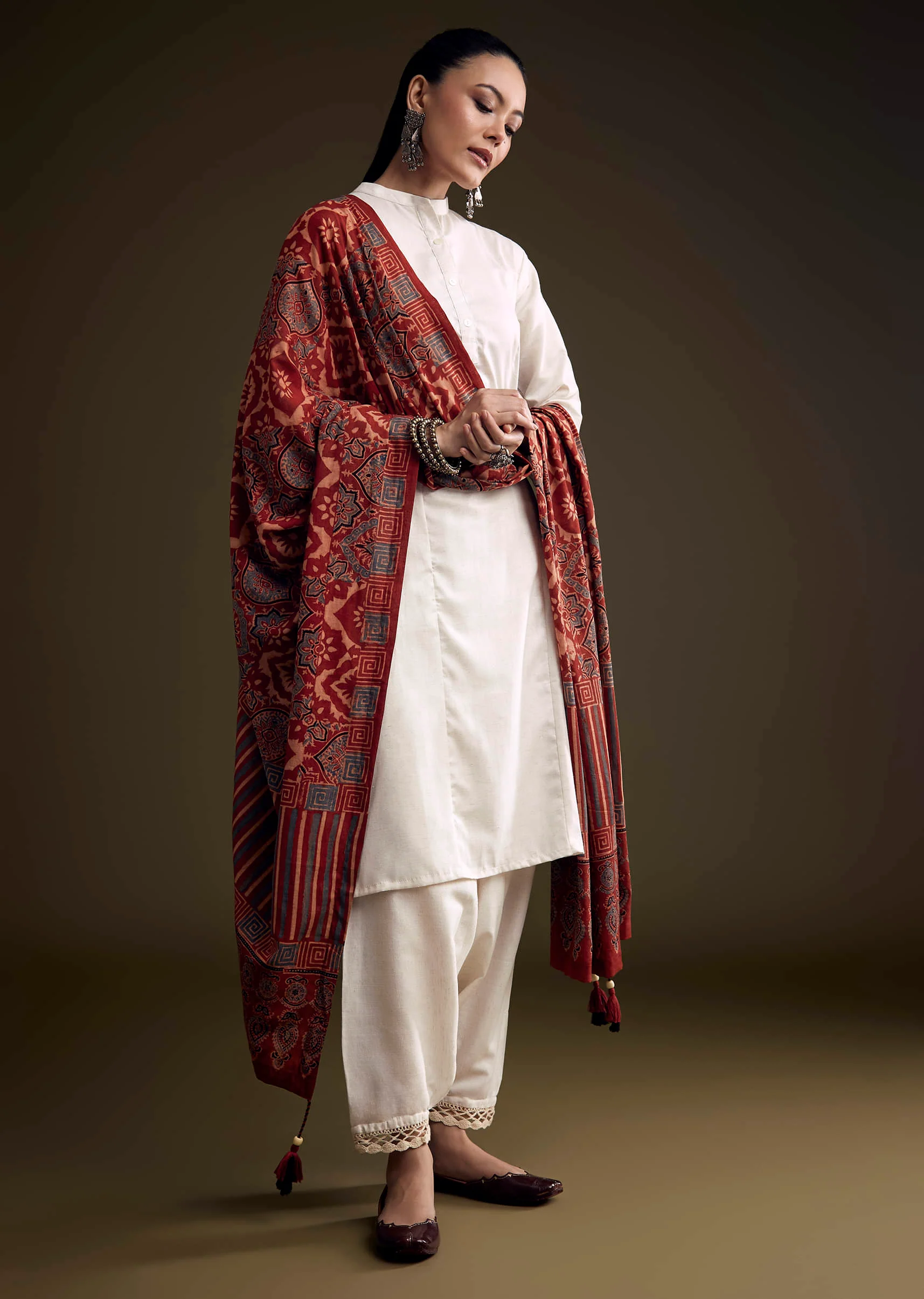 Off White Khadi Dhoti Suit With Red Hand Dyed Ajrakh Dupatta - Image 3