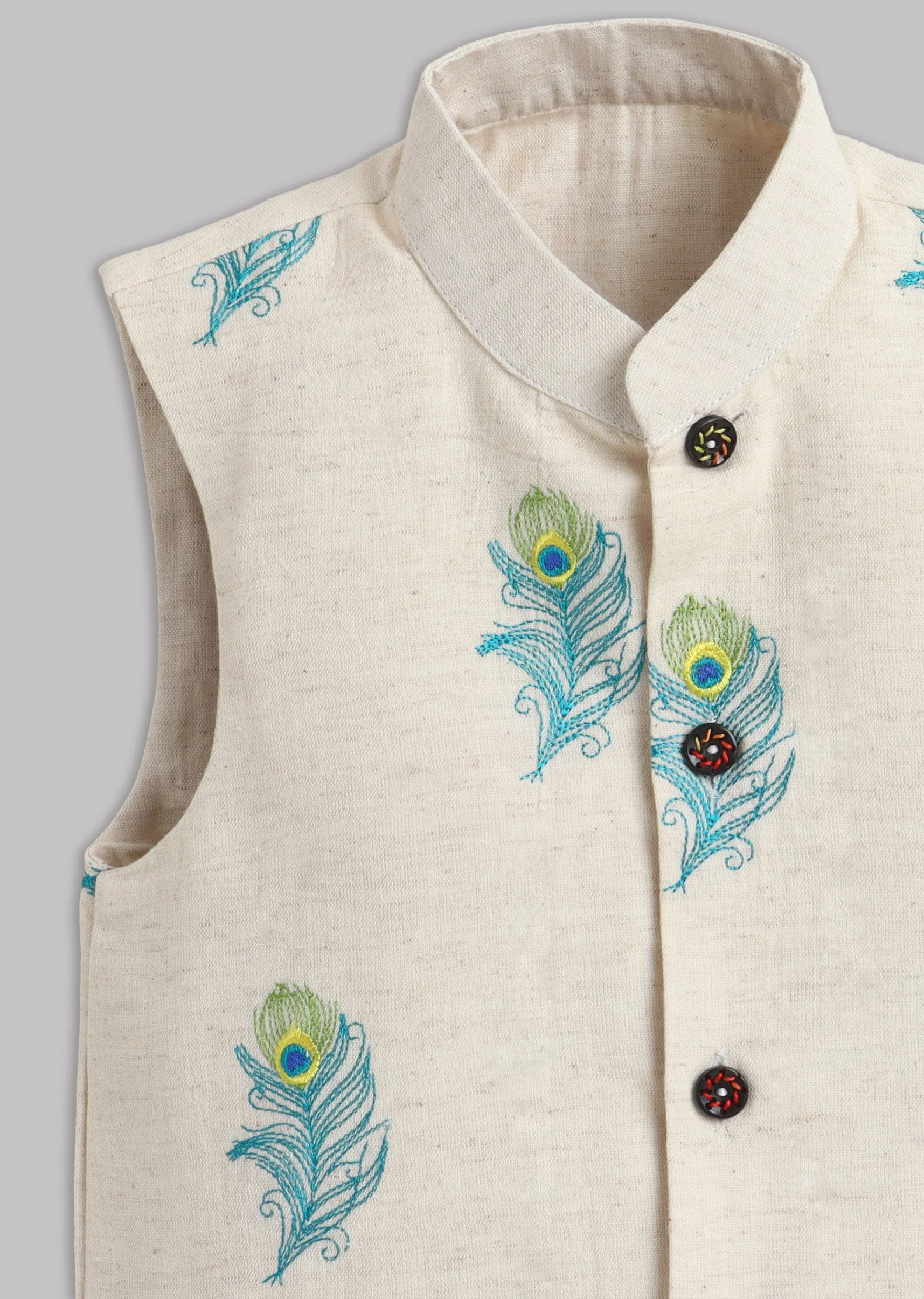 Off White Kurta Pant Set With Peacock Feather Embroidered Jacket - Image 7