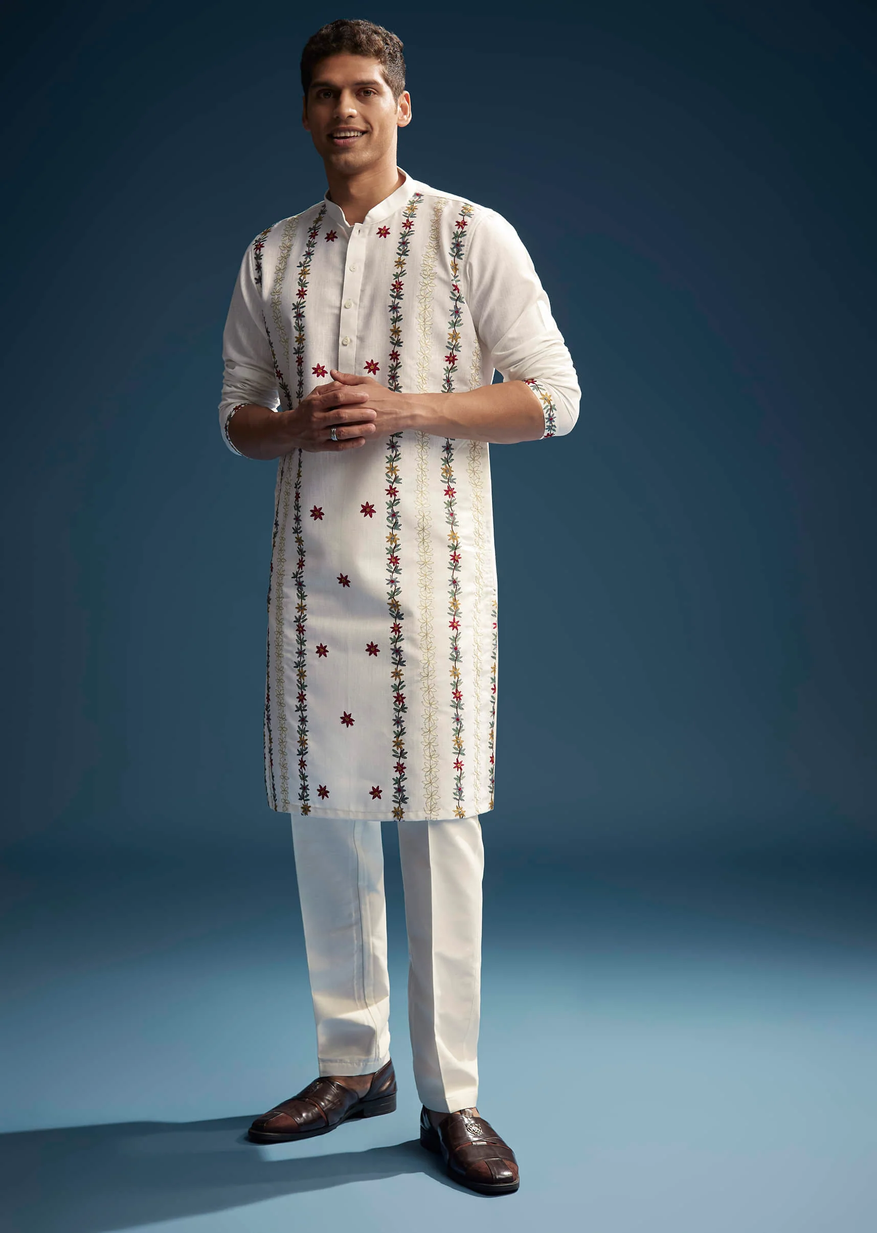 Off White Linen Kurta Set For Men With Resham Aari Embroidery - Image 2