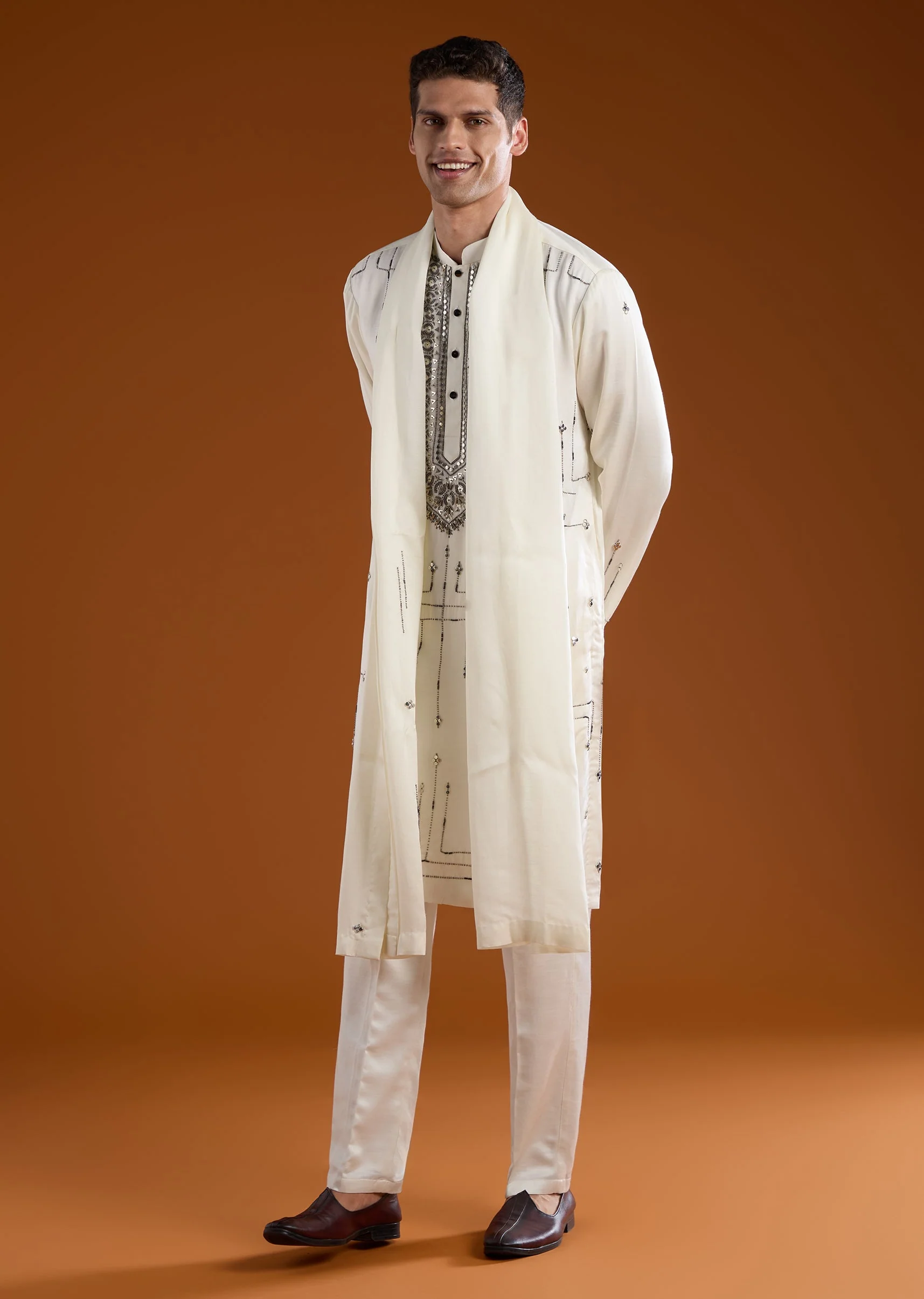 Off White Linen Mens Kurta Set with Dupatta - Image 3