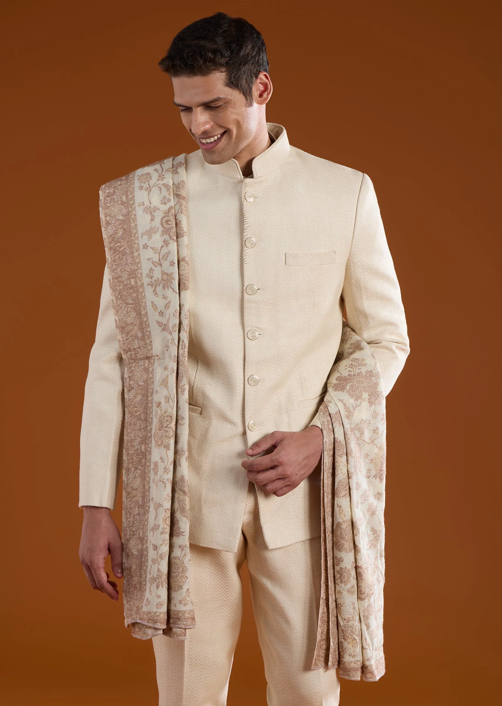 Off White Matka Silk Embroidered Jodhpuri Set - Image 4