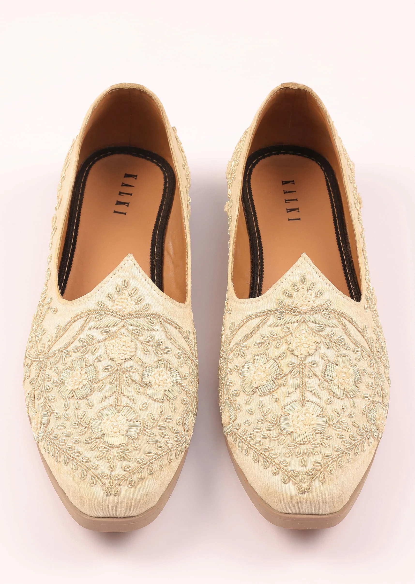 Off White Raw Silk Zardozi Juttis - Image 5