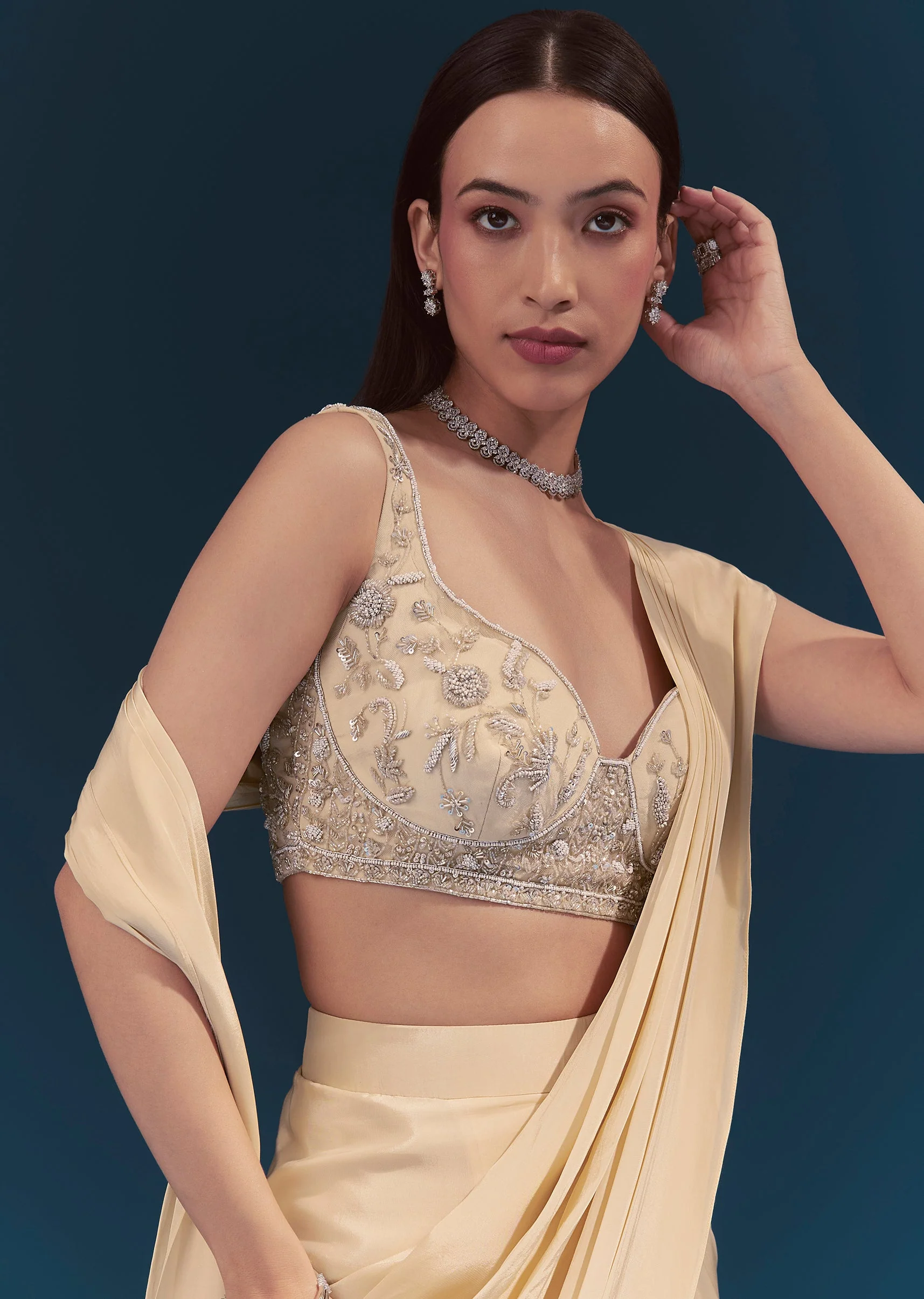 Off White Ready Pleated Saree Set - Image 3
