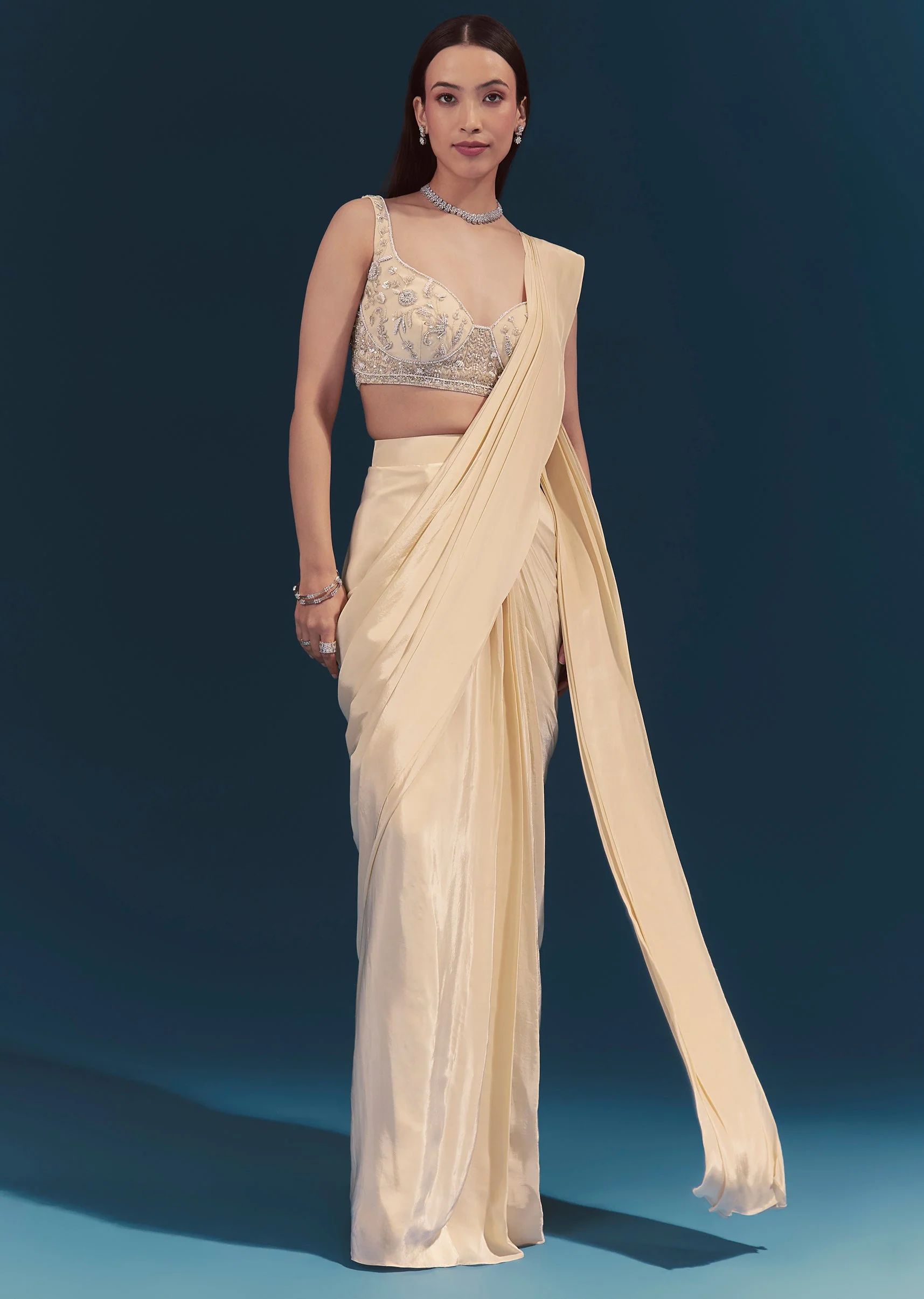 Off White Ready Pleated Saree Set - Image 4