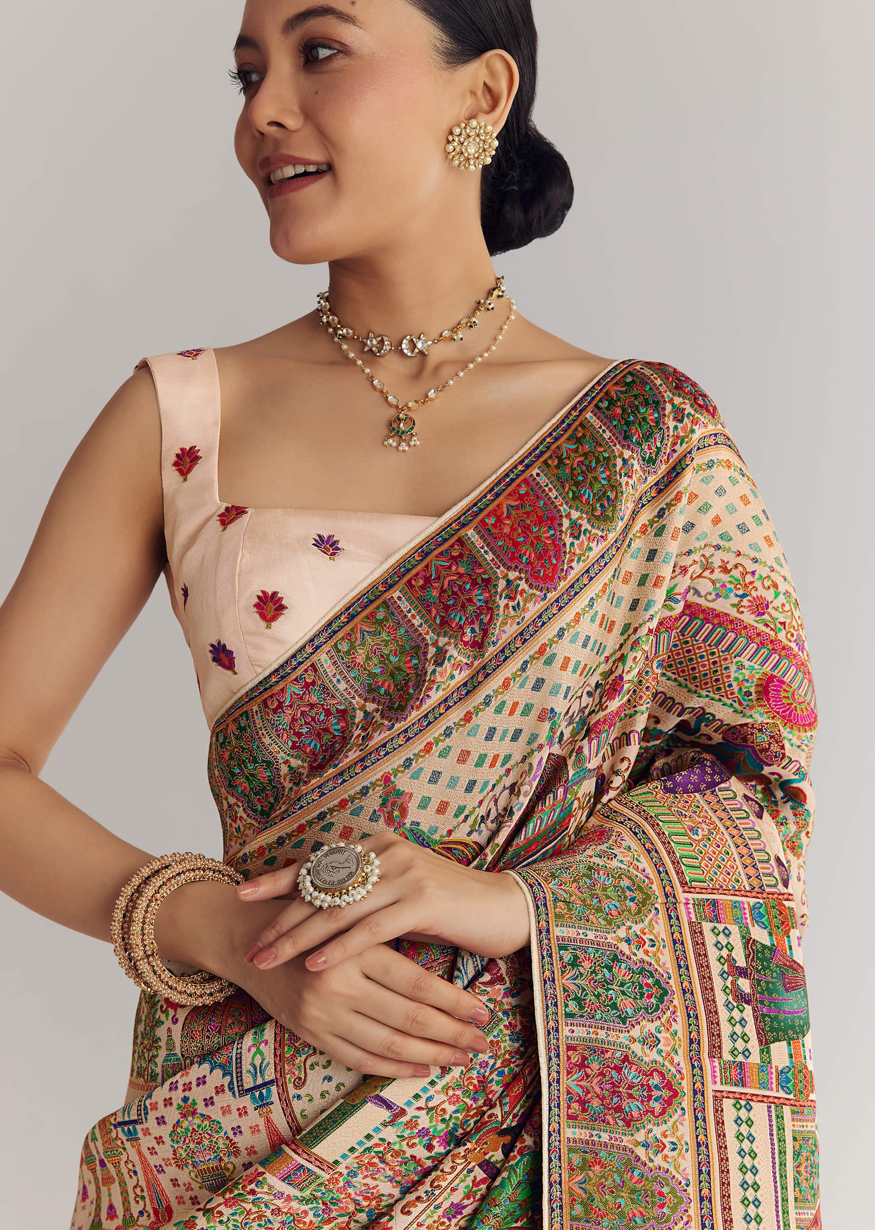 Off White Saree In Natural Traditional Prints - Image 3