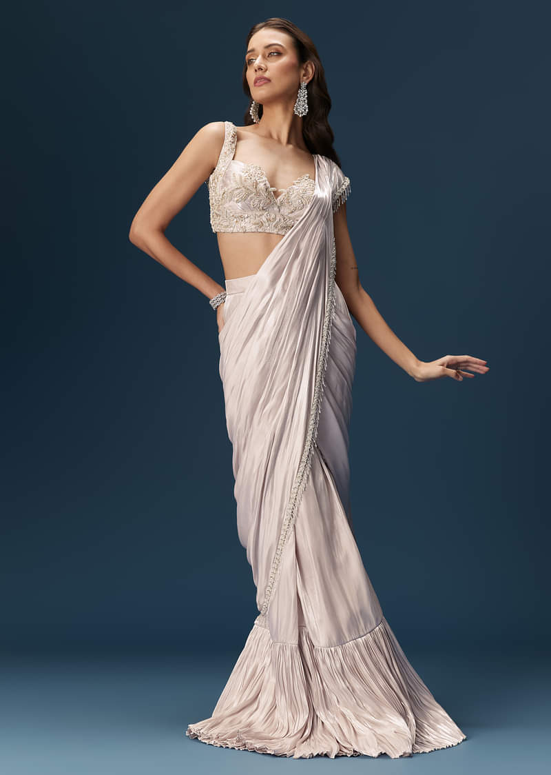 Off White Saree With Embroidered Blouse - Image 4