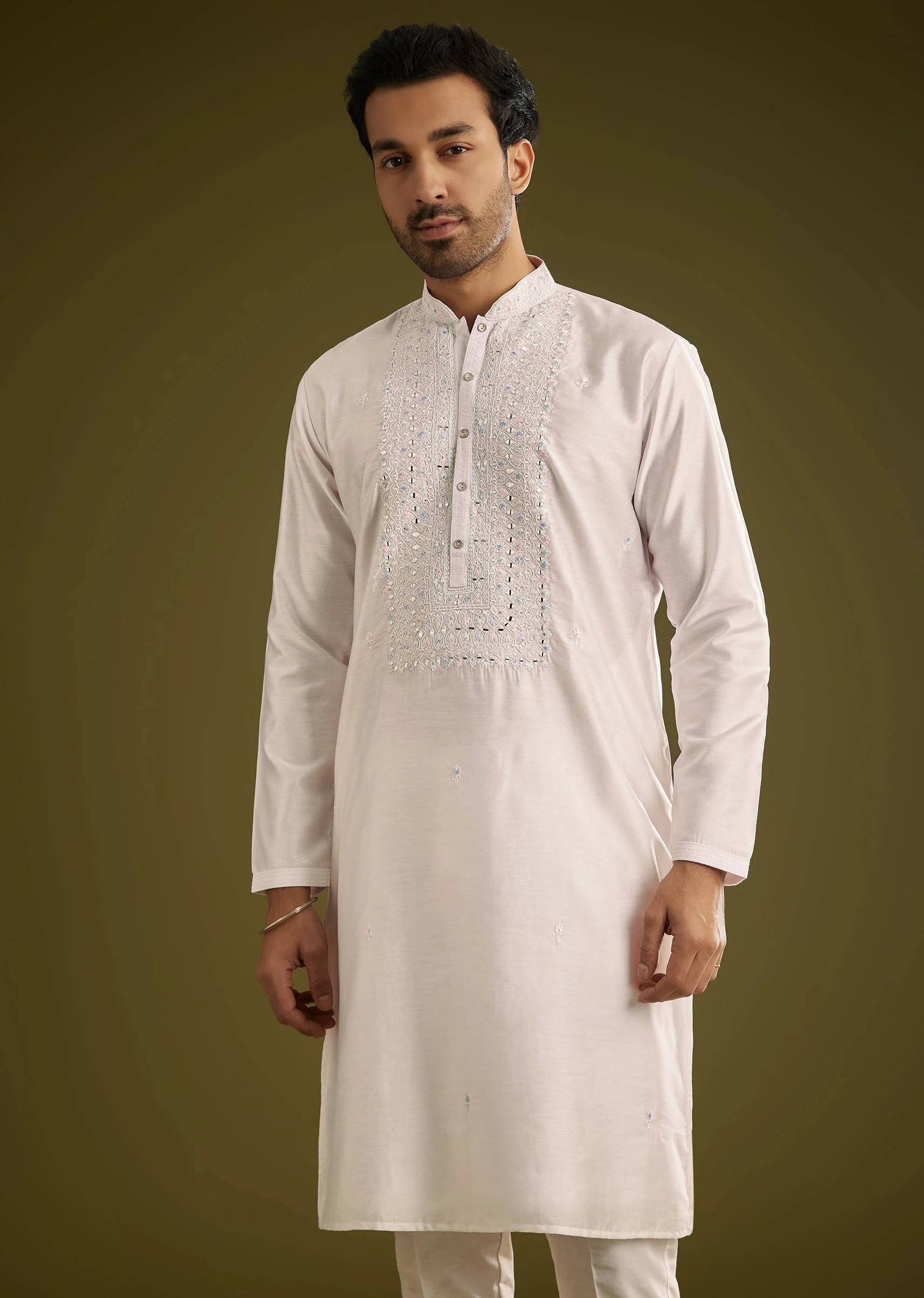Off White Silk Kurta Set With Thread And Mirror Work - Image 3