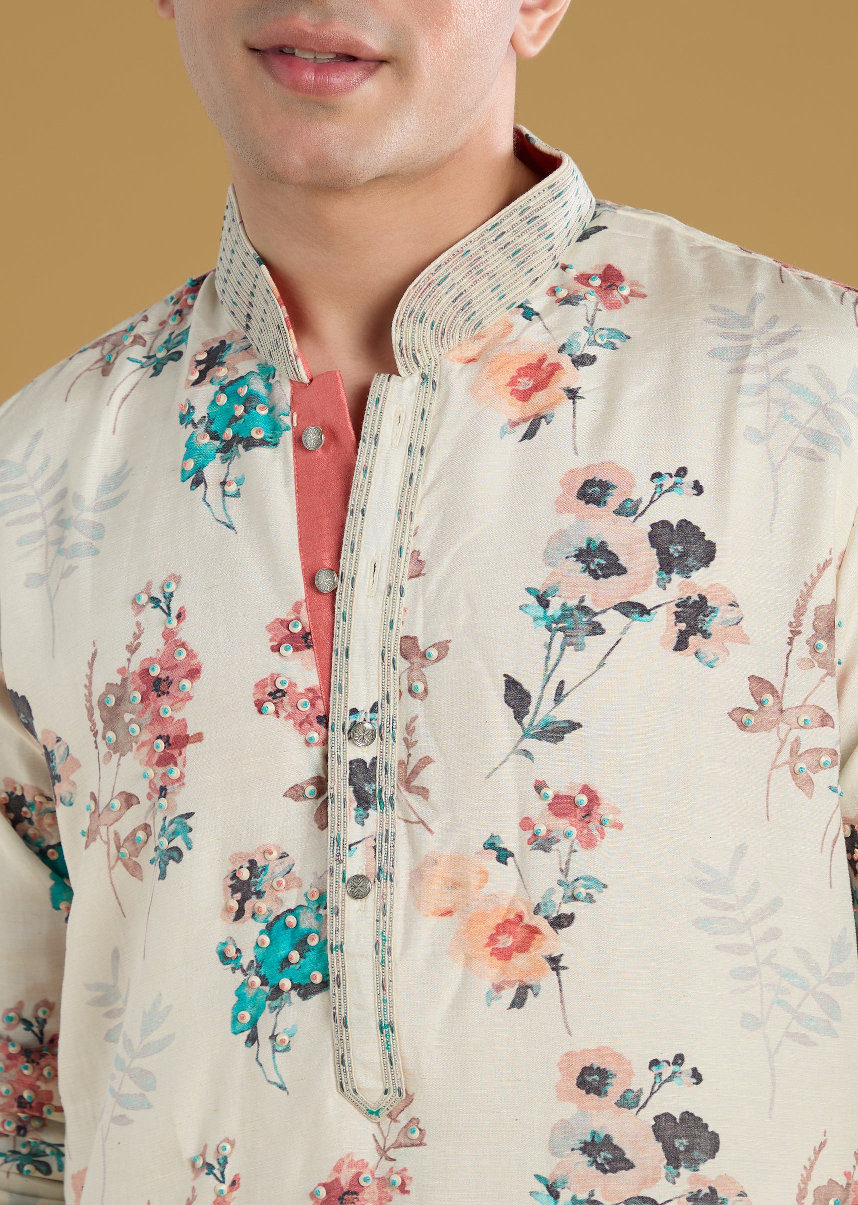 Off White Silk Linen Printed Kurta Set With Threadwork - Image 2