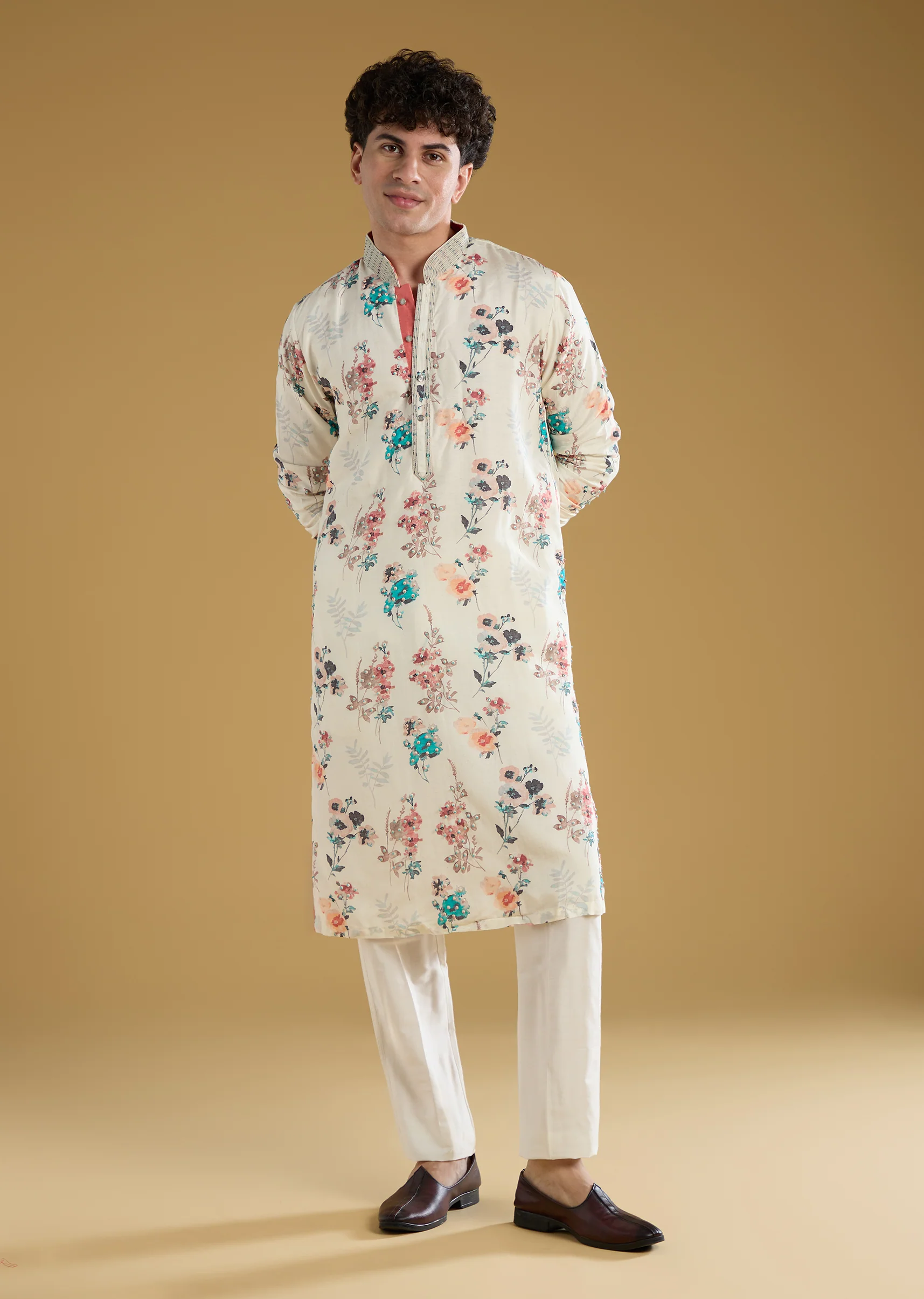 Off White Silk Linen Printed Kurta Set With Threadwork - Image 3