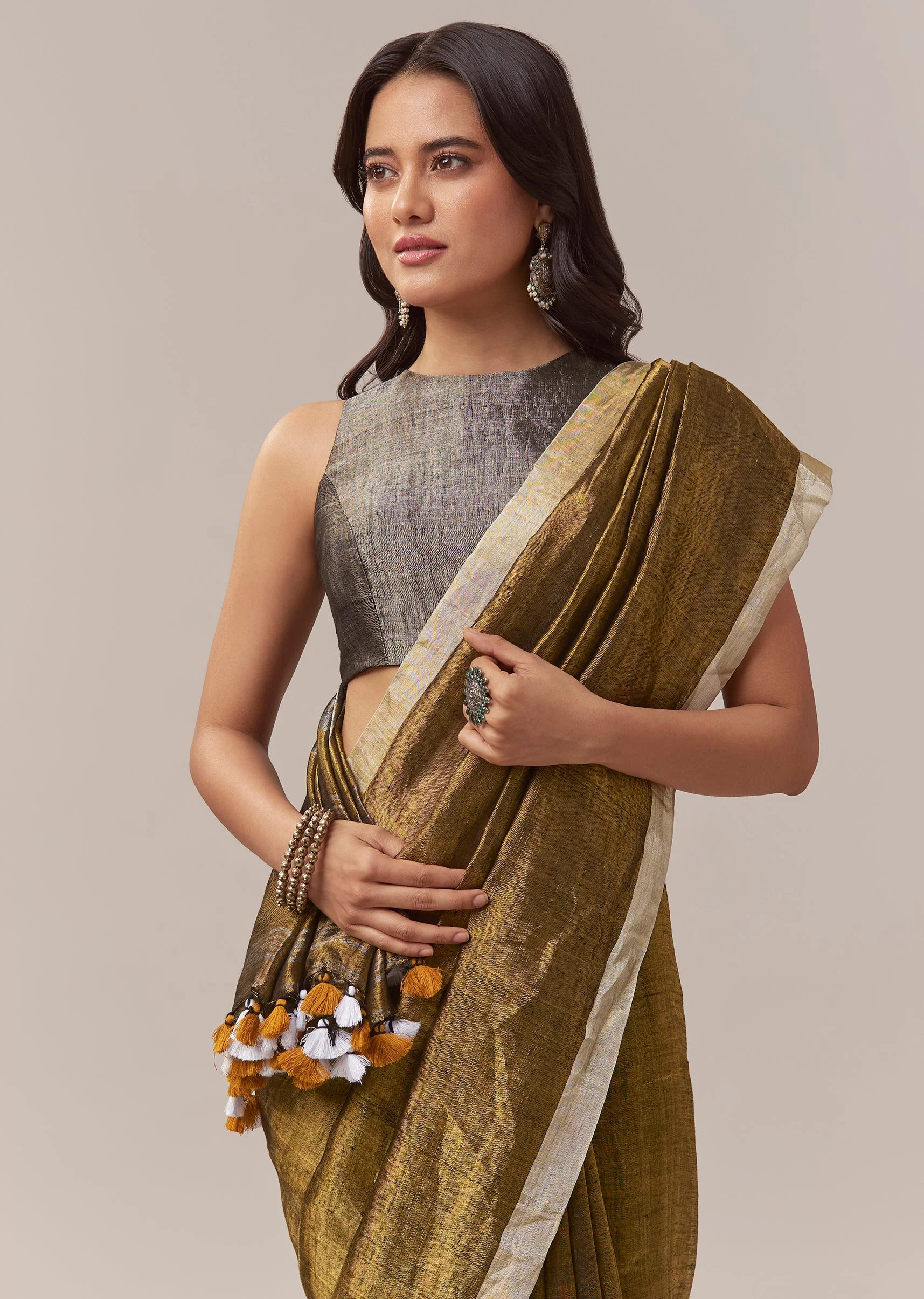 Olive Gold Silk Linen Saree With Beige Gold Border And Handcrafted Tassels - Image 5