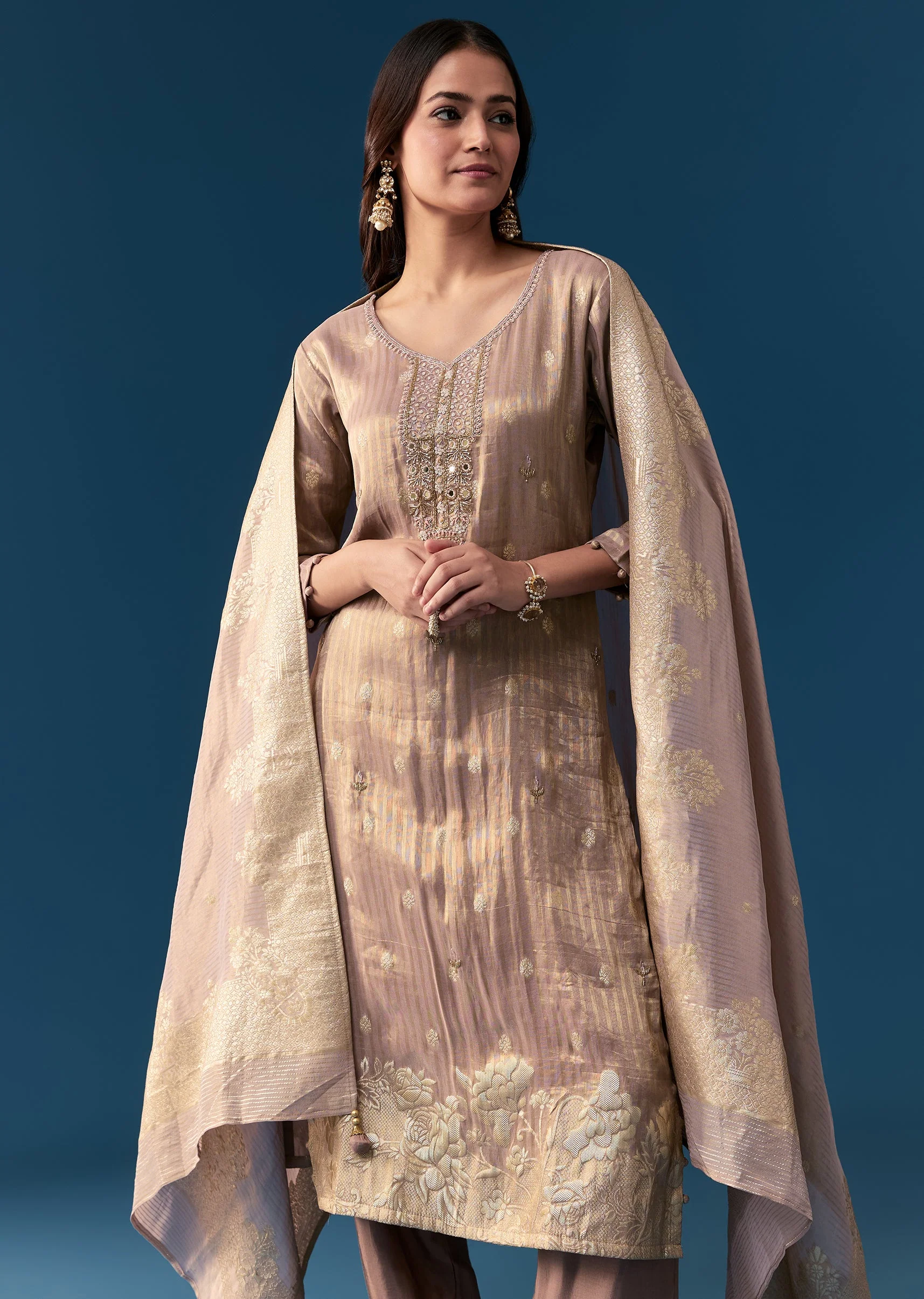Onion Pink Tissue Kurta Set With Zardosi Detail - Image 4