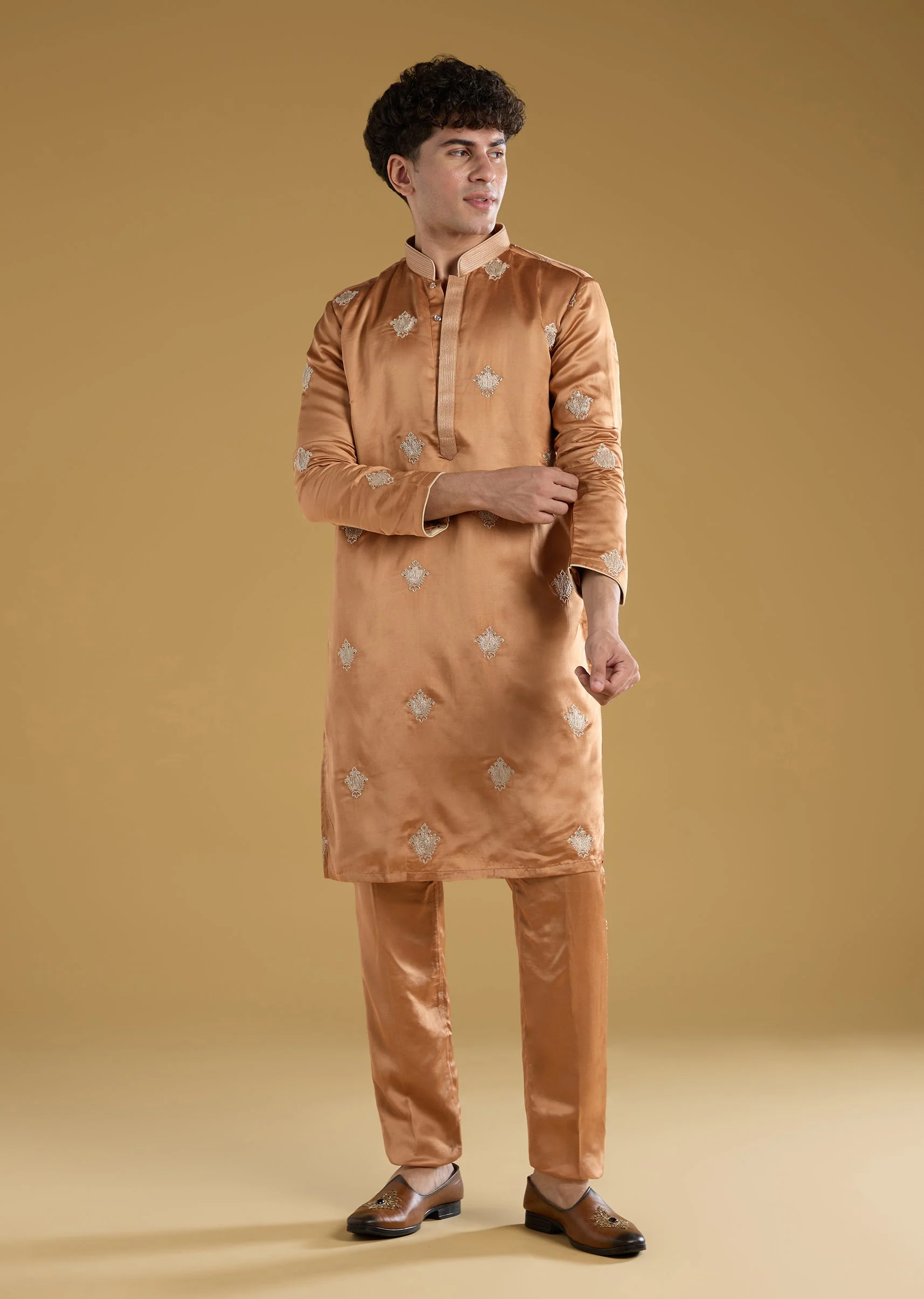 Orange Mens Kurta Set With Thread Motif Detail - Image 3