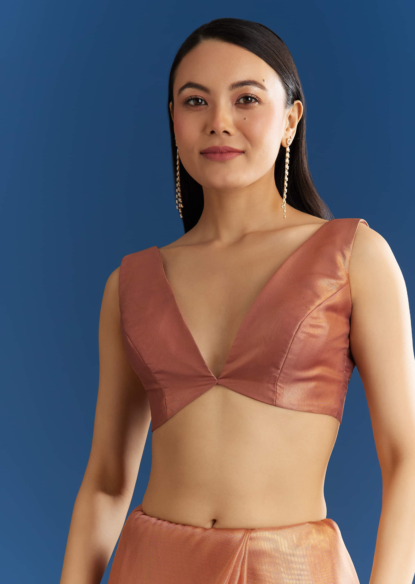 Orange Organza Tissue Saree With Sparkling Scallop Border - Image 7