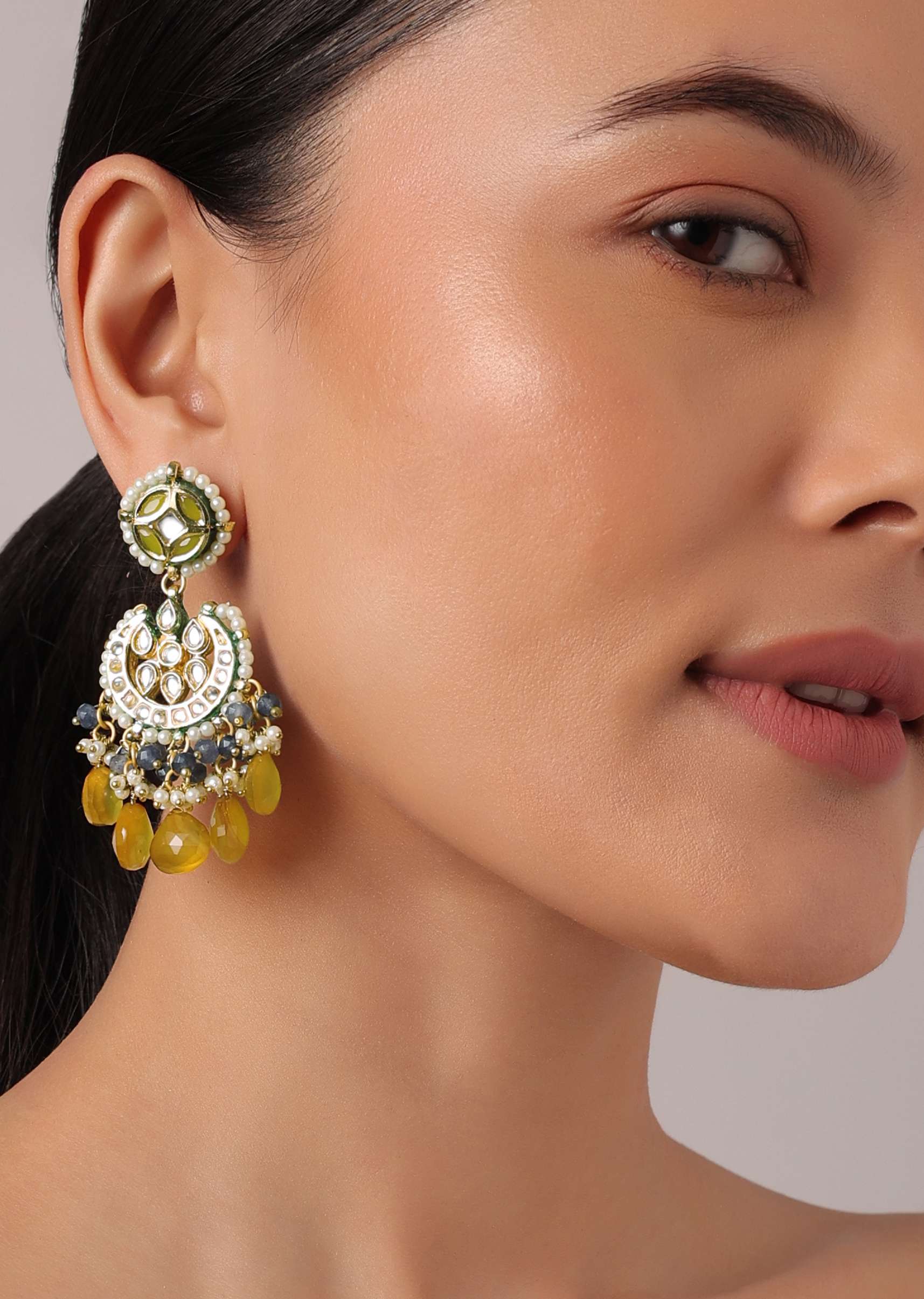 Orange Pendant Choker Set With Navy Blue Kundan Polki Studded Motif - Image 3