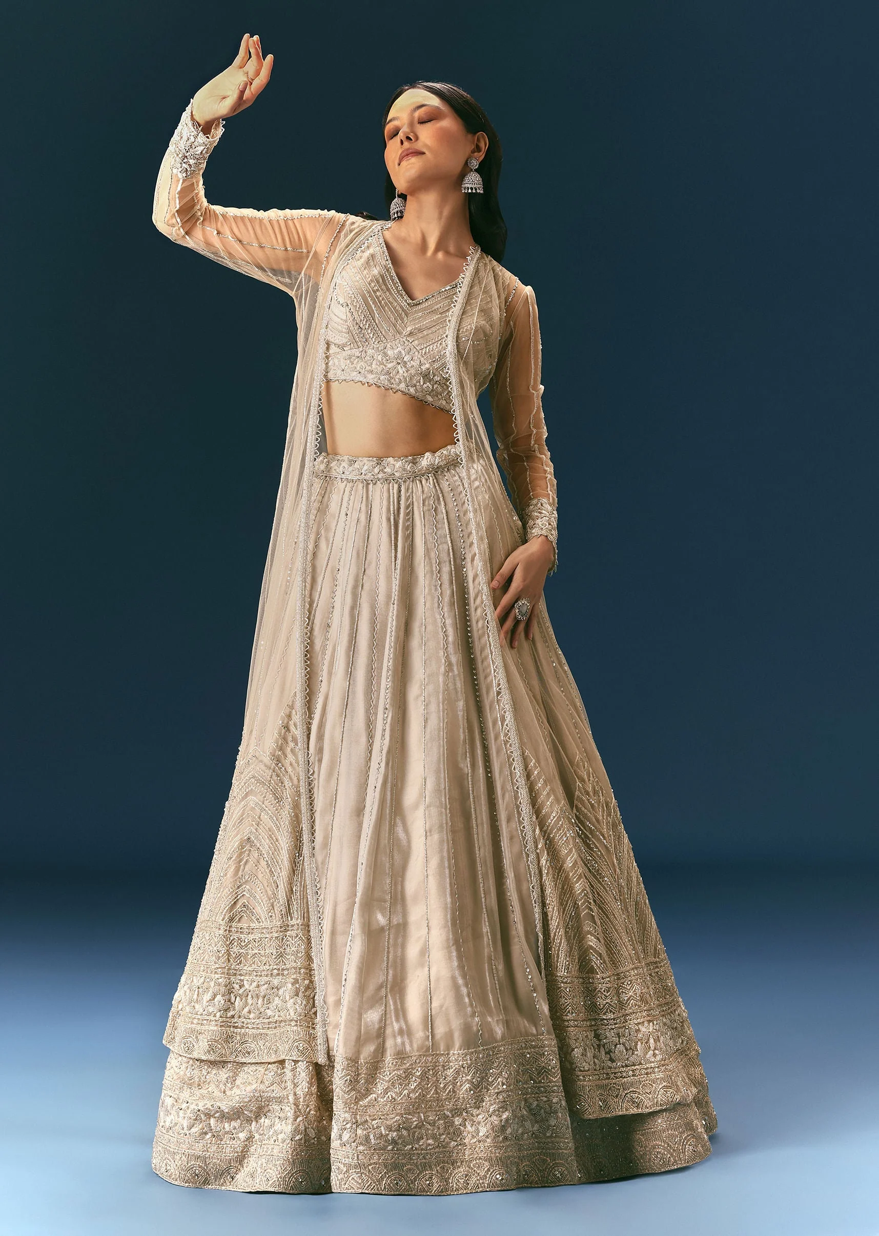Oyster Lehenga Set In Organza With Jacket - Image 3