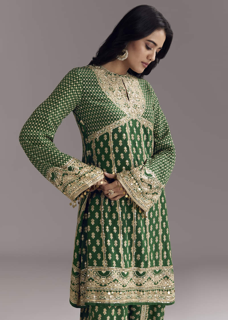 Parrot Green Printed Crepe Dhoti Set With Keyhole Neck - Image 4