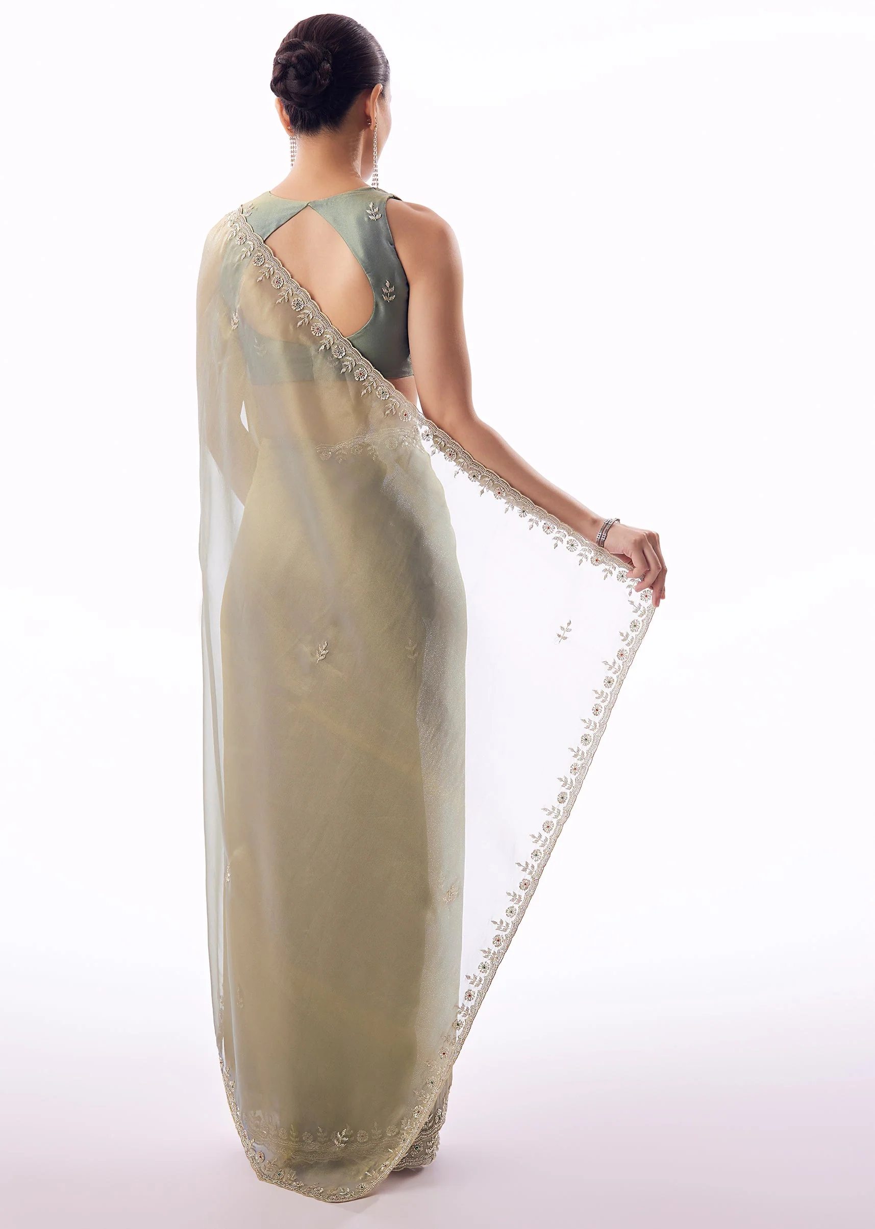 Pastel Blue Tissue Saree With Scallop Border And Cutdana Sequin Hand Embroidery - Image 4