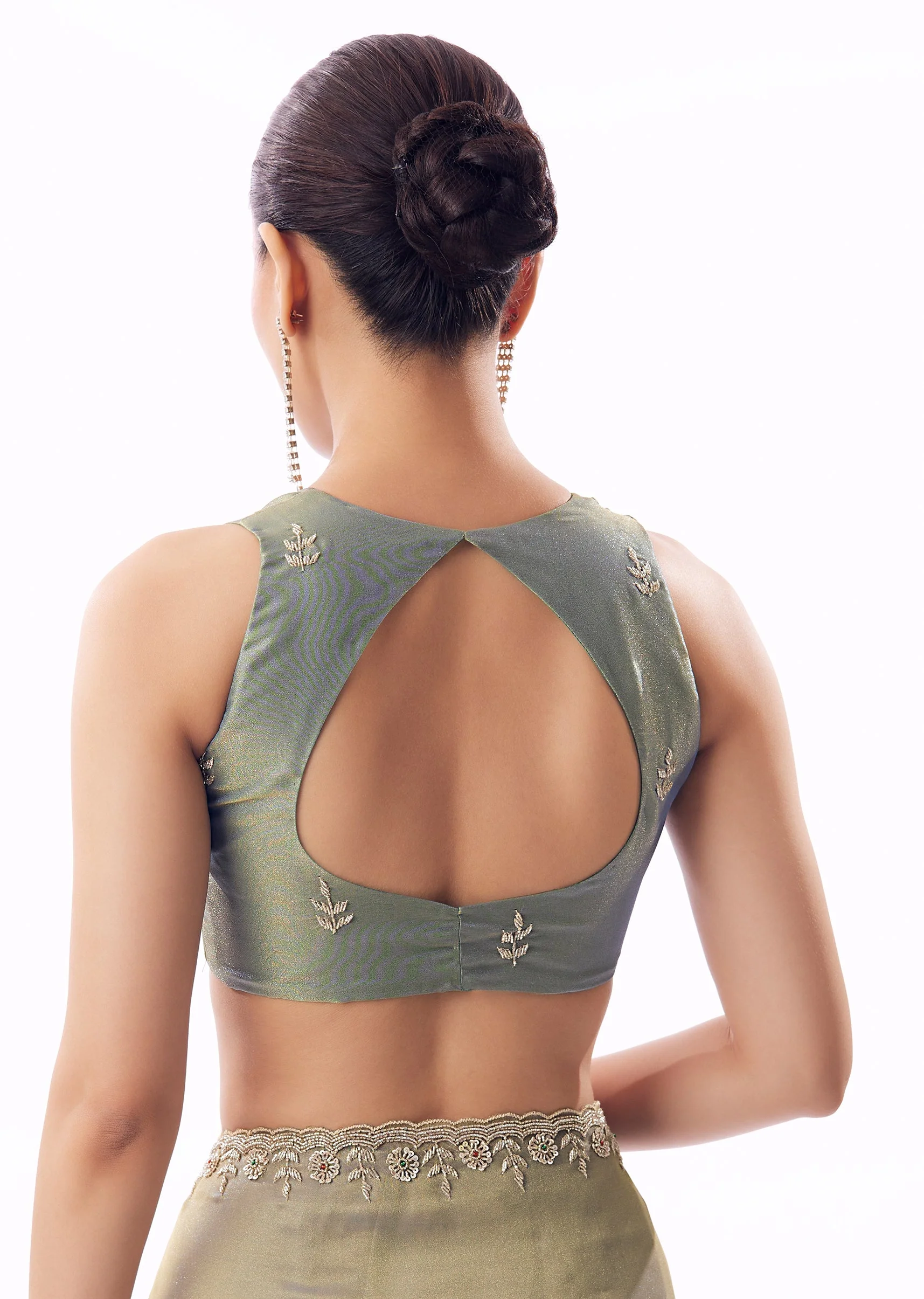 Pastel Blue Tissue Saree With Scallop Border And Cutdana Sequin Hand Embroidery - Image 8