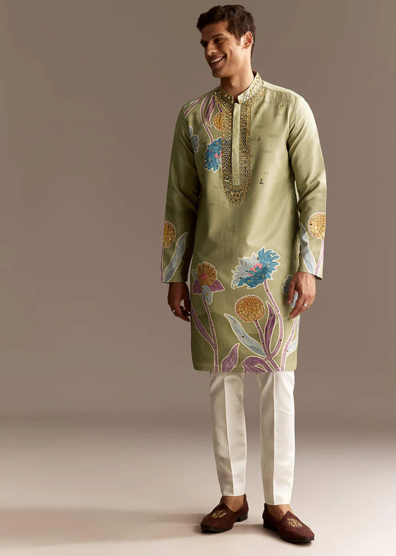 Pastel Green Mirror Work Kurta Set - Image 5