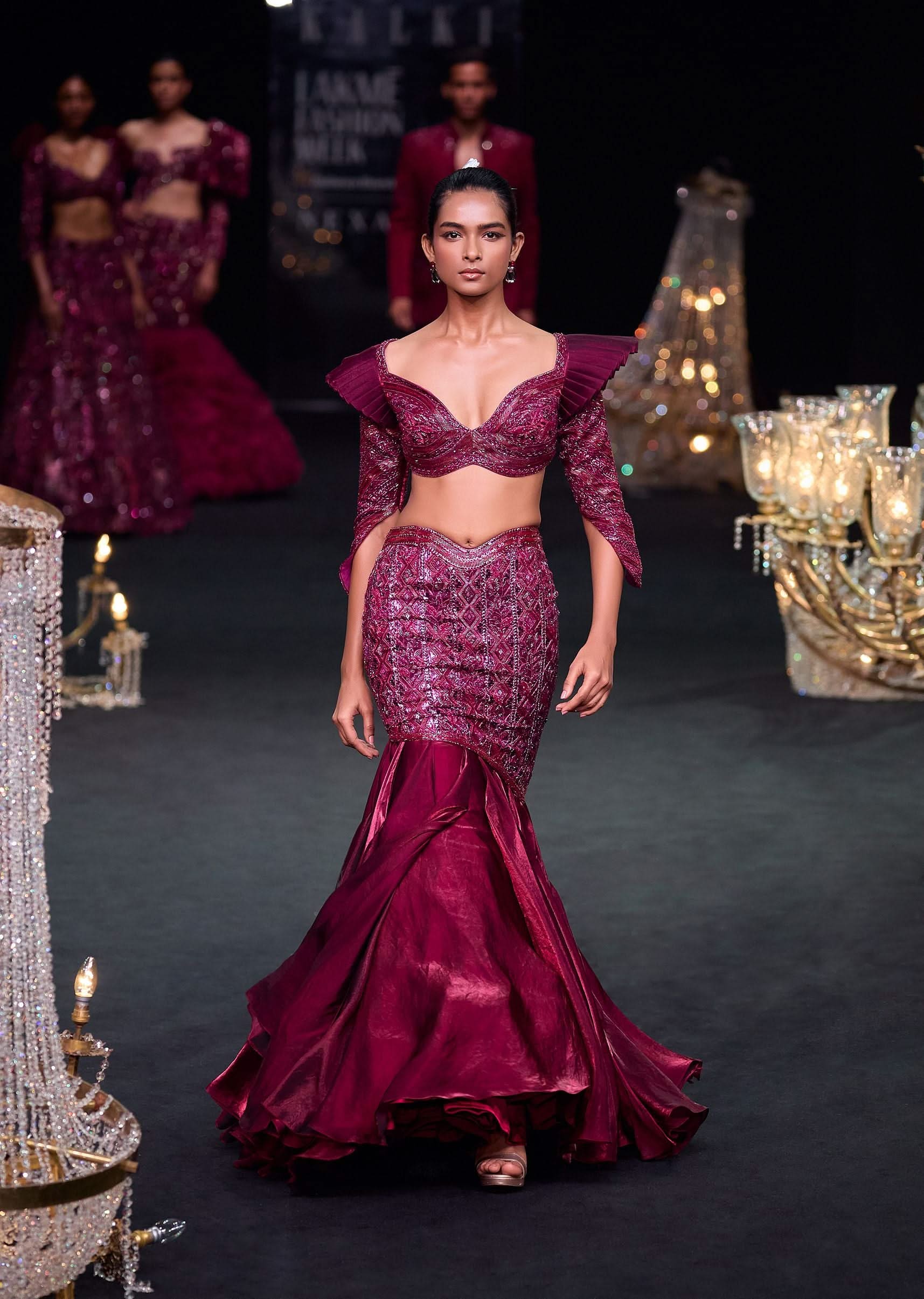 Peach Zardosi Lehenga With Dramatic Net Sleeves Blouse - Image 3