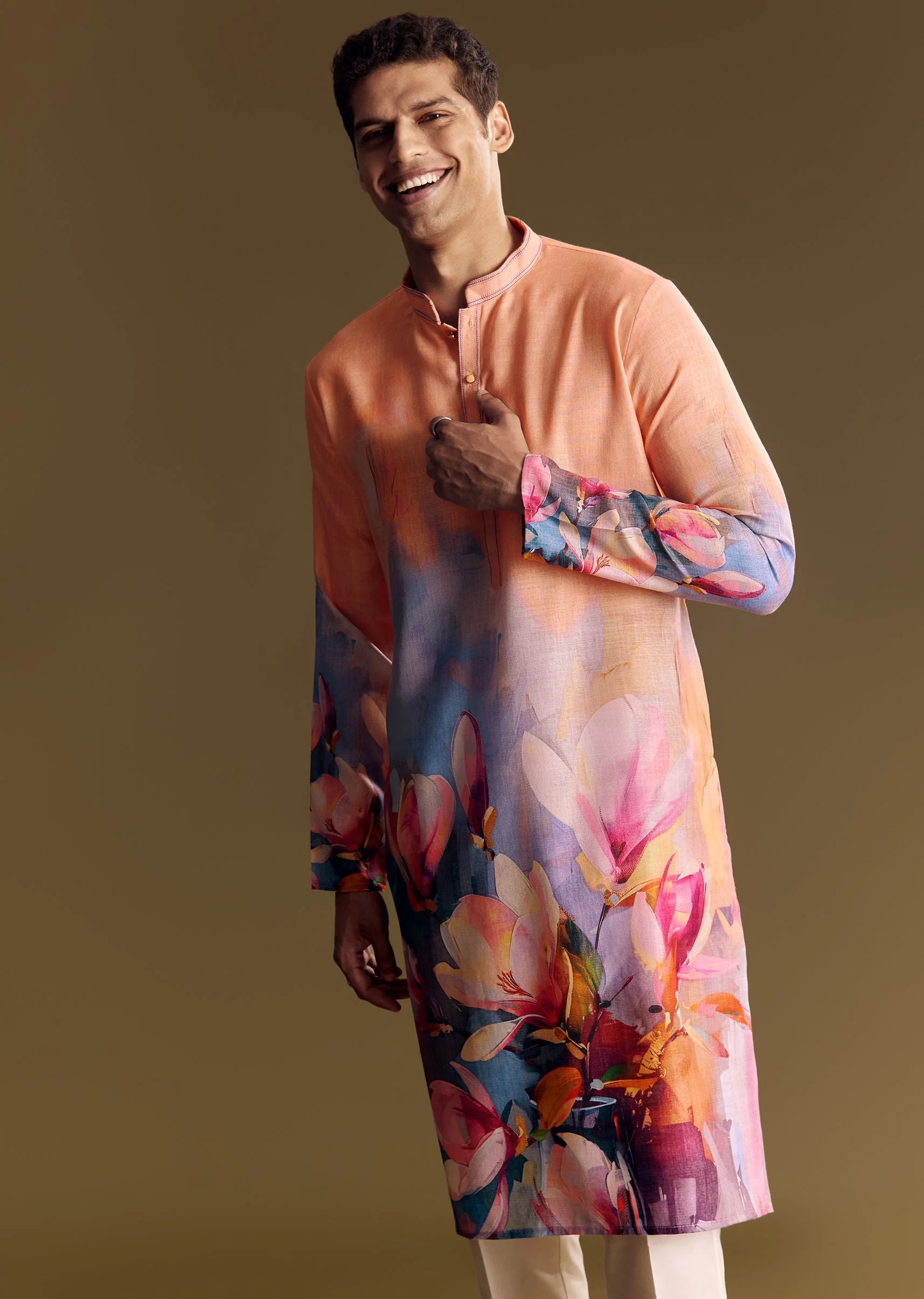 Peach Floral Printed Linen Kurta Set With Contemporary Styling - Image 4