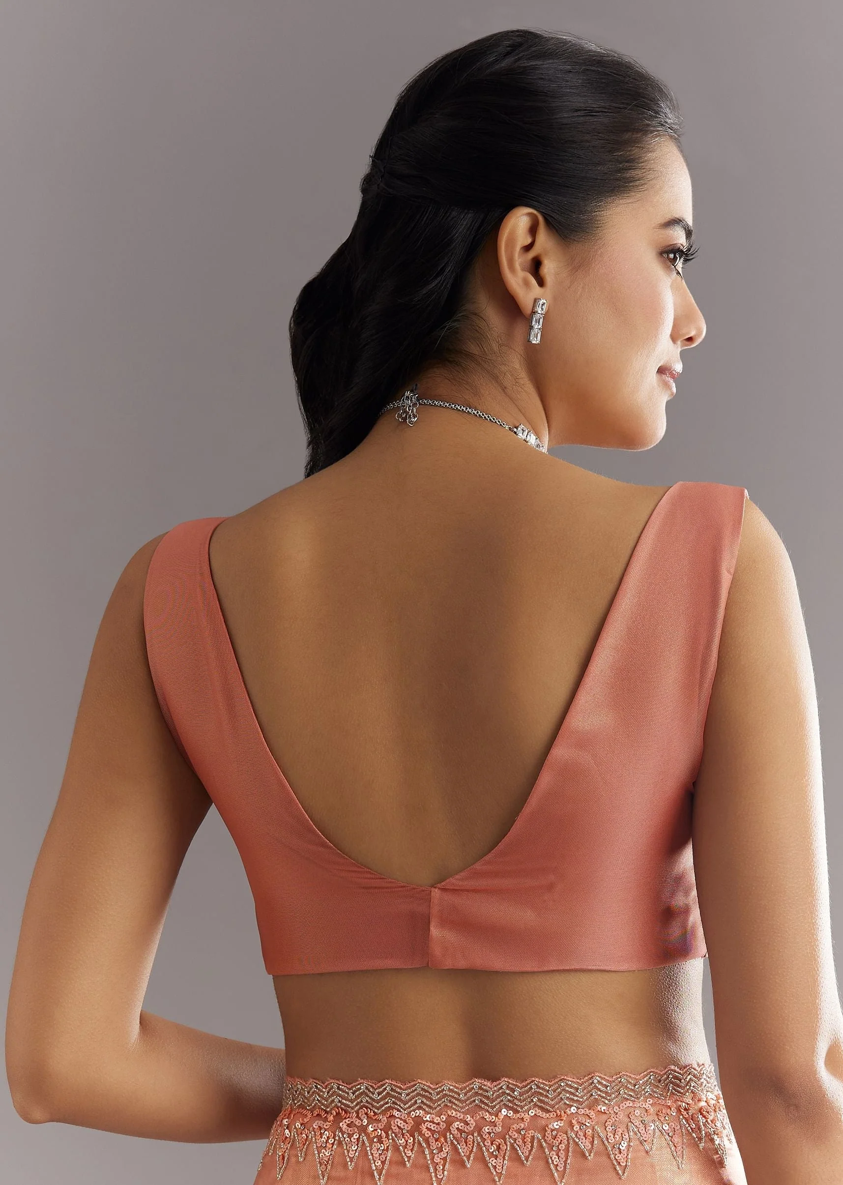 Peach Glass Tissue Saree With Cutdana Sequins Embroidery And Cutwork Scallop Border - Image 8