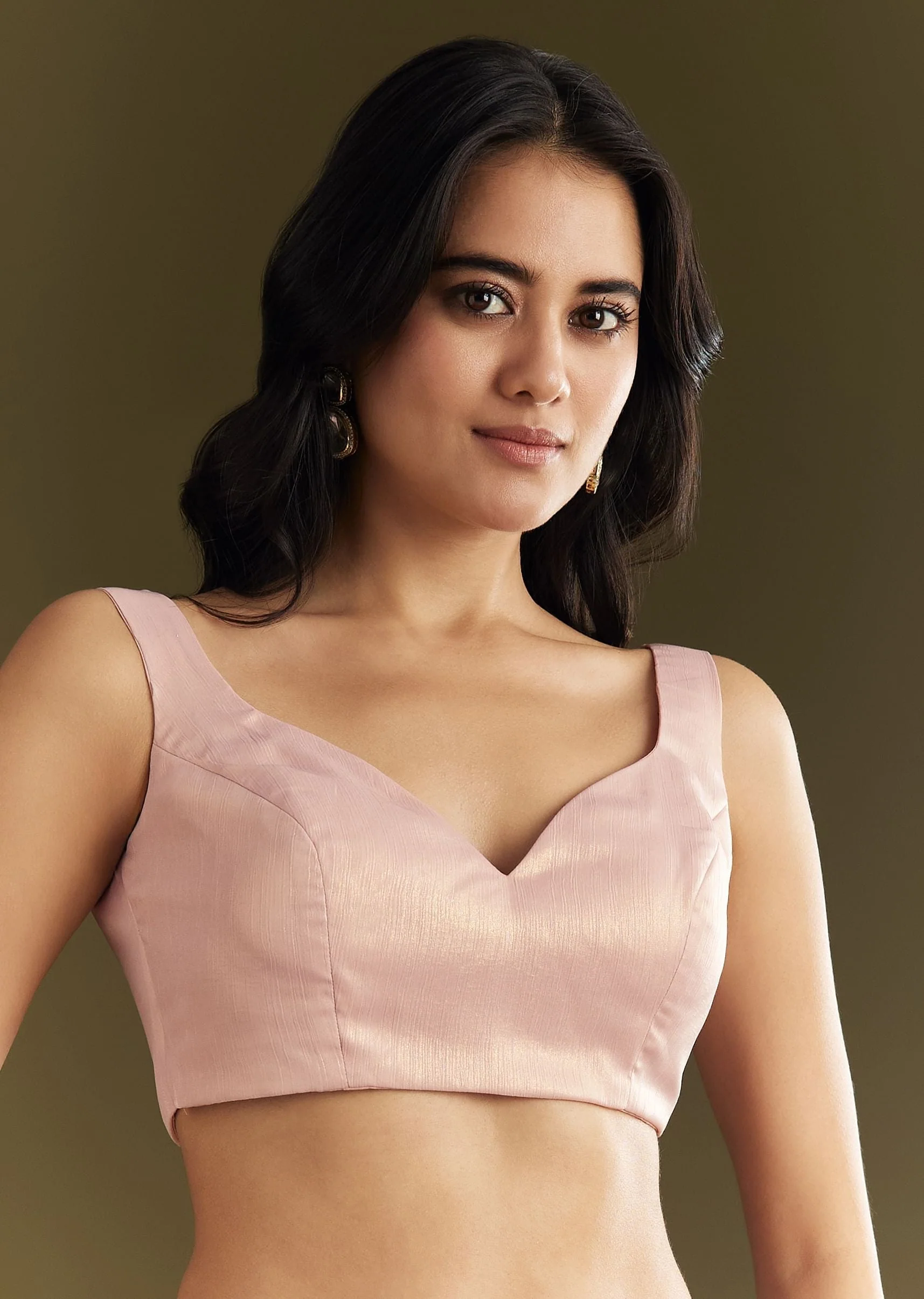 Peach Glass Tissue Saree With Moti Cutdana And Sequins Embroidery And Scallop Border - Image 7