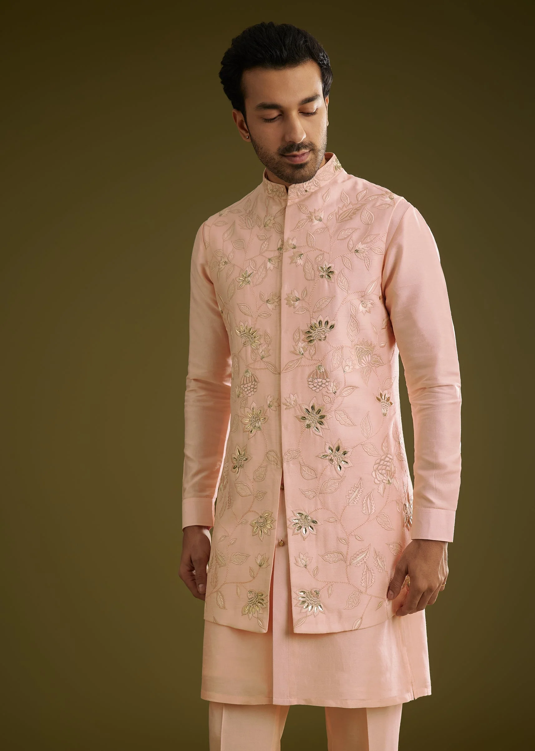 Peach Kurta Jacket Set In Cotton Silk With Embroidery Thread Work - Image 3