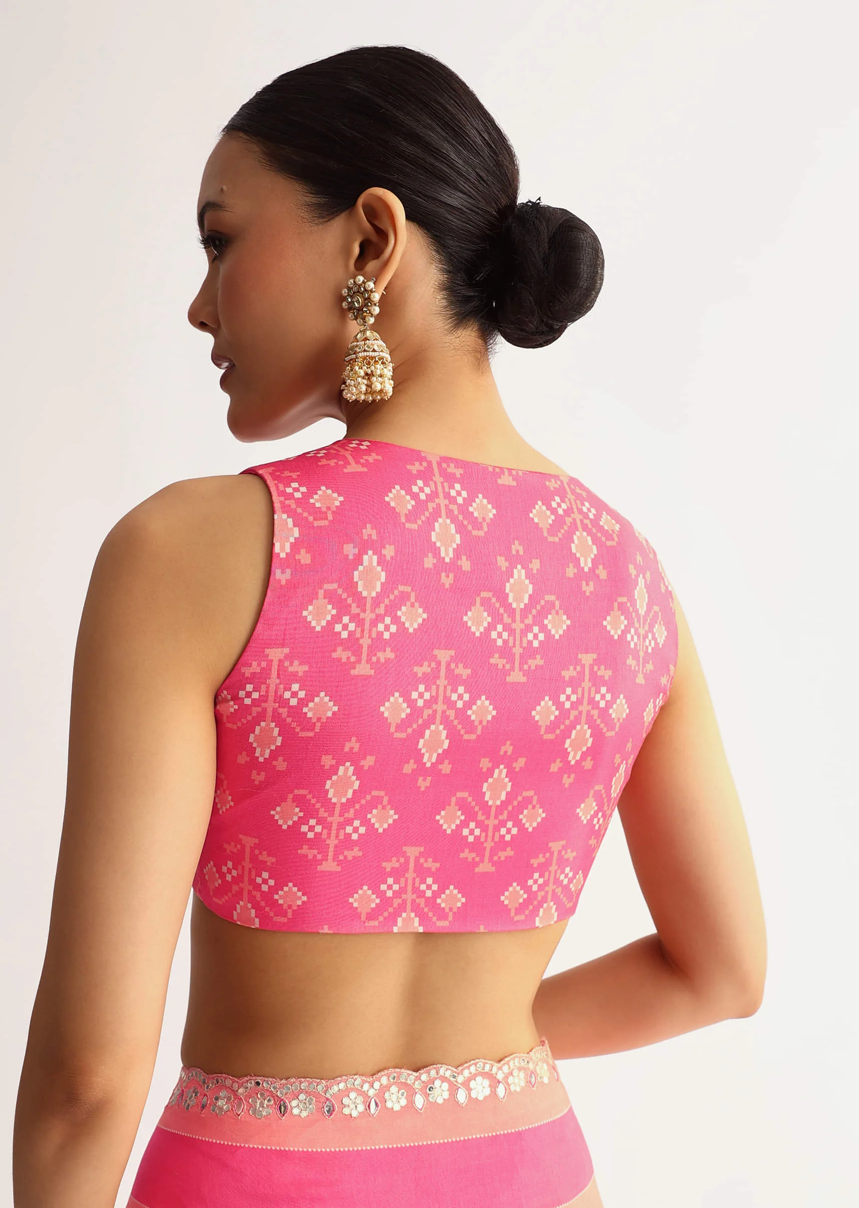 Peach Pink Mirrorwork Cutdana Work Georgette Saree - Image 8