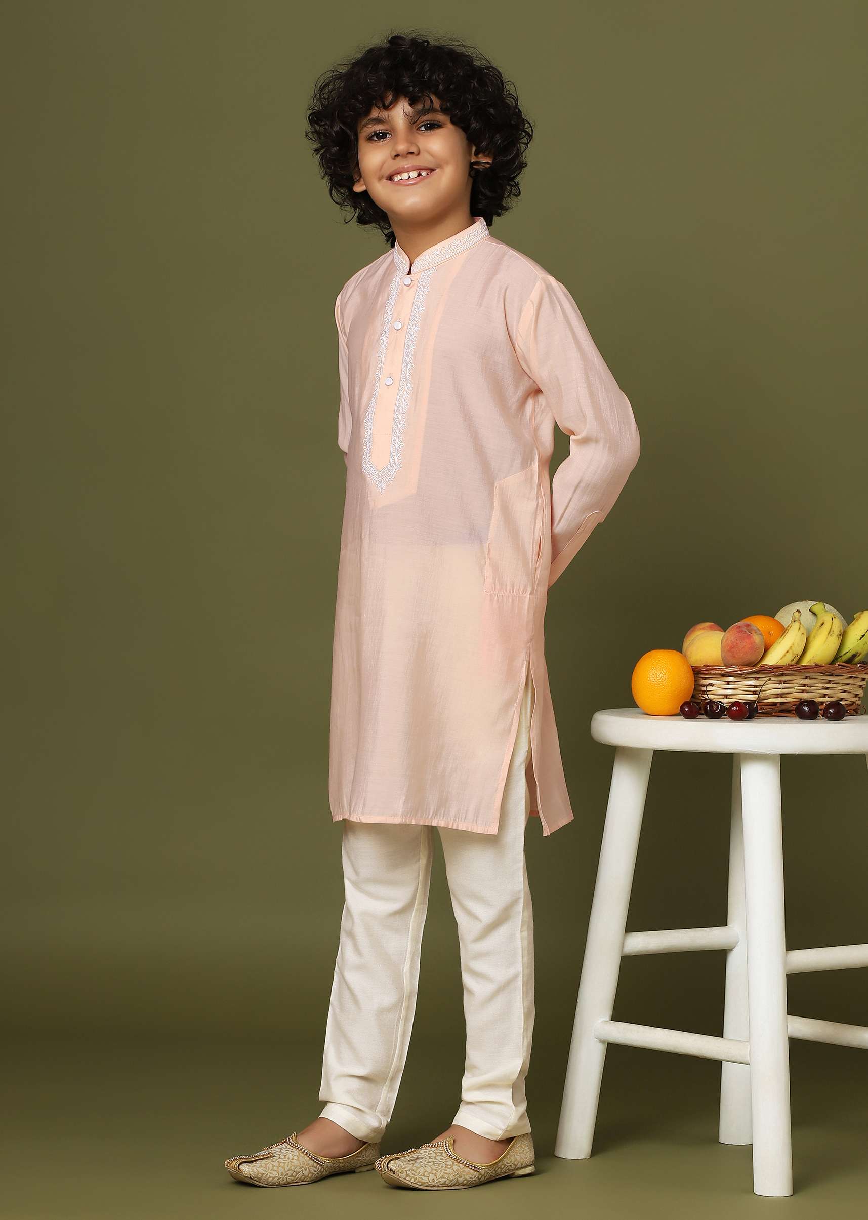 Peach Pink Silk Kurta And Pant Set With Threadwork - Image 3