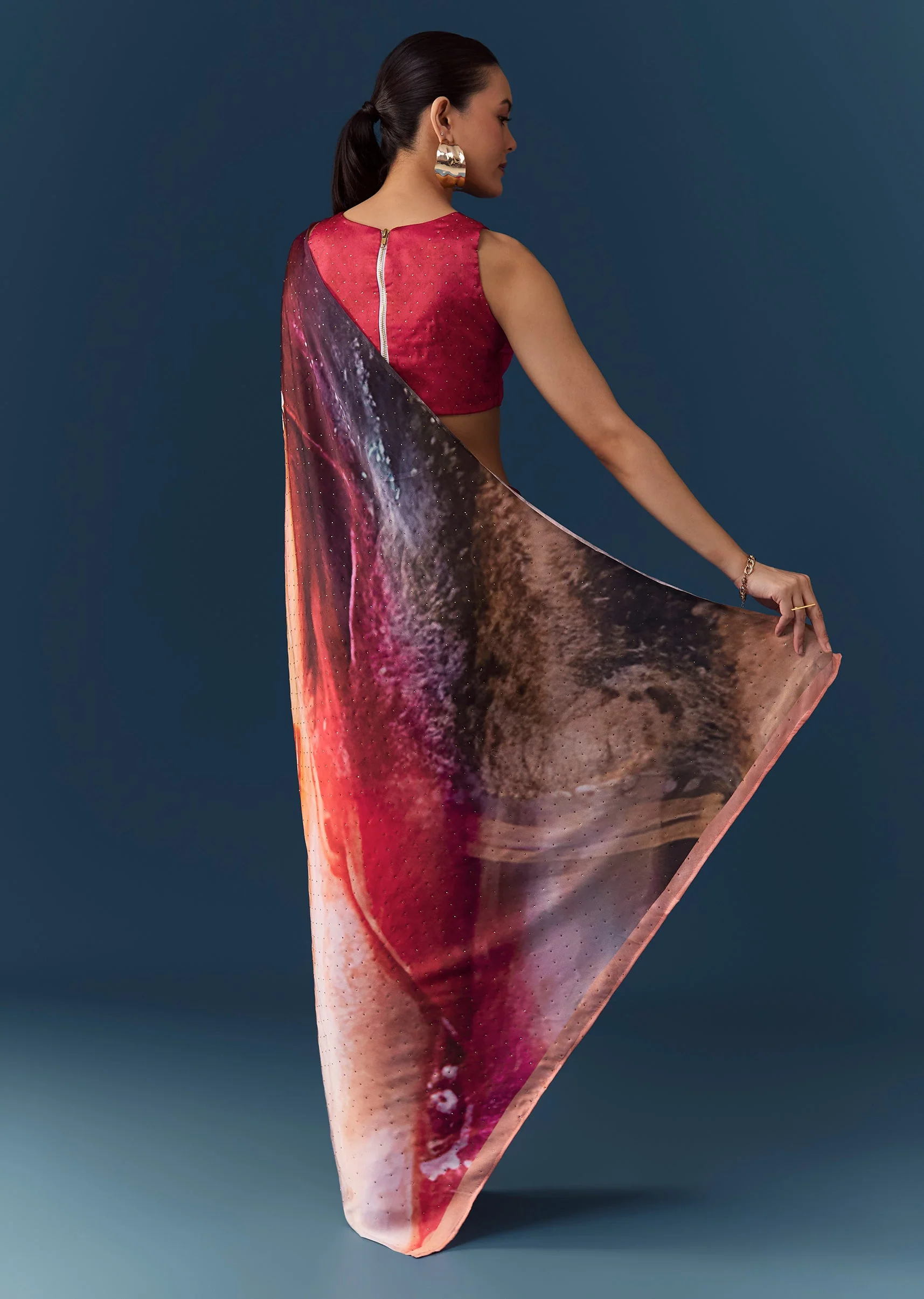 Peach Printed Saree with Blouse Fabric - Image 5