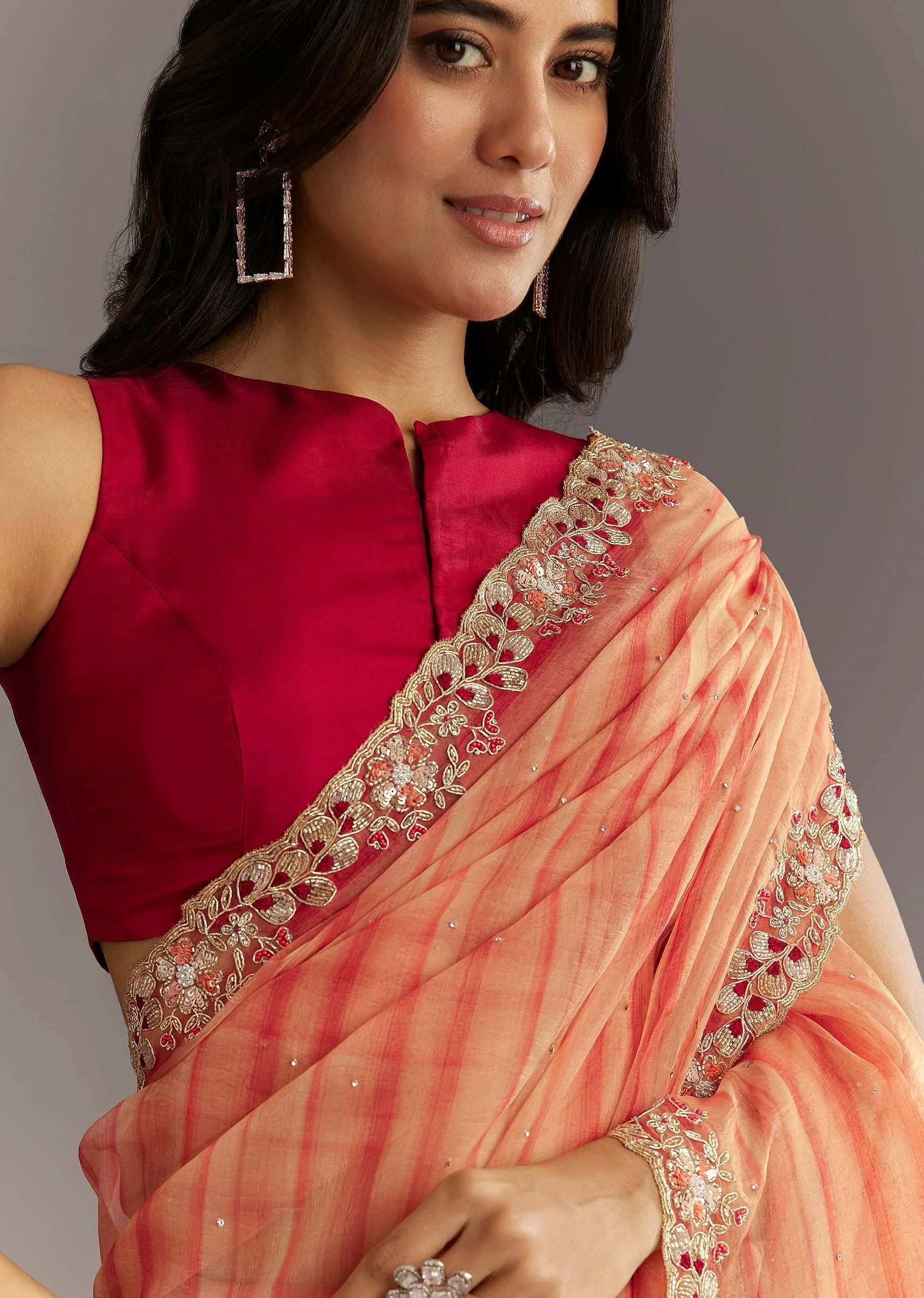 Peach Red Shaded Shibori Print Tissue Saree With Embroidered Scallop Border - Image 2