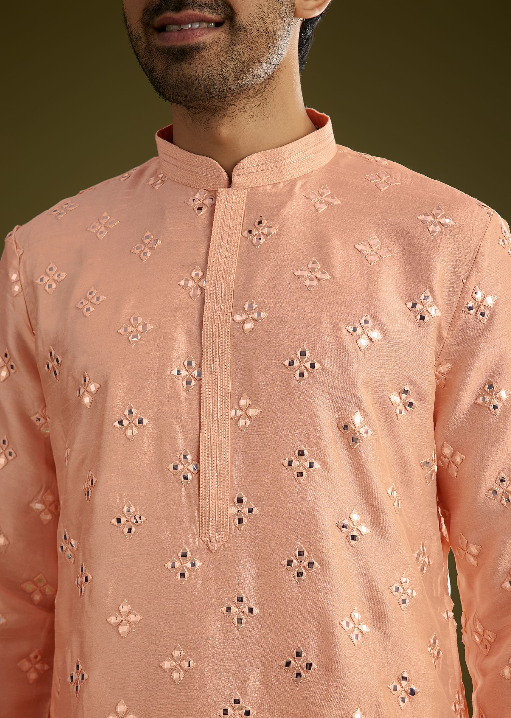 Peach Silk Blend Kurta Set With Mirror Work - Image 3