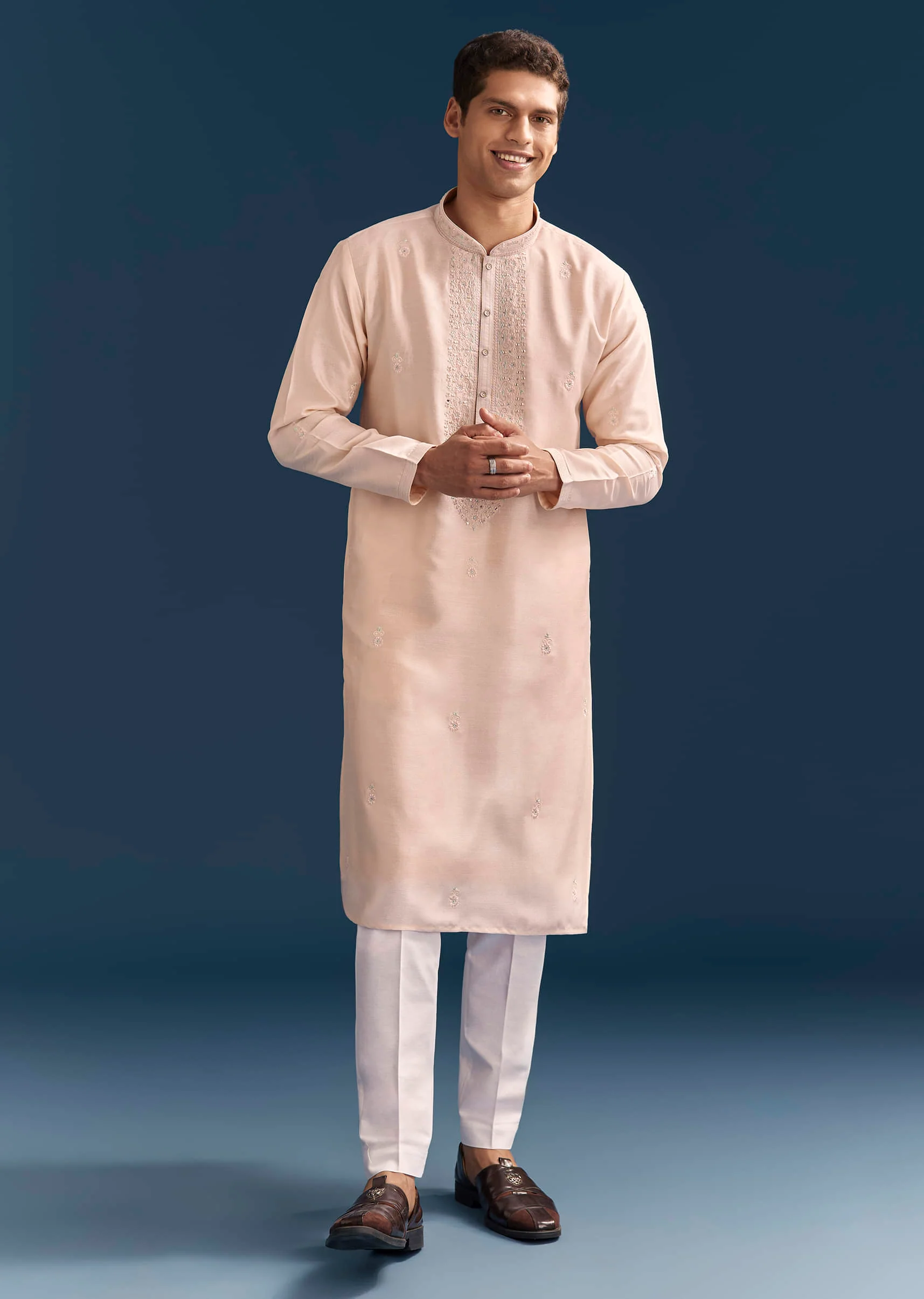 Peach Silk Kurta Set For Men With Thread And Mirror Embroidery - Image 2