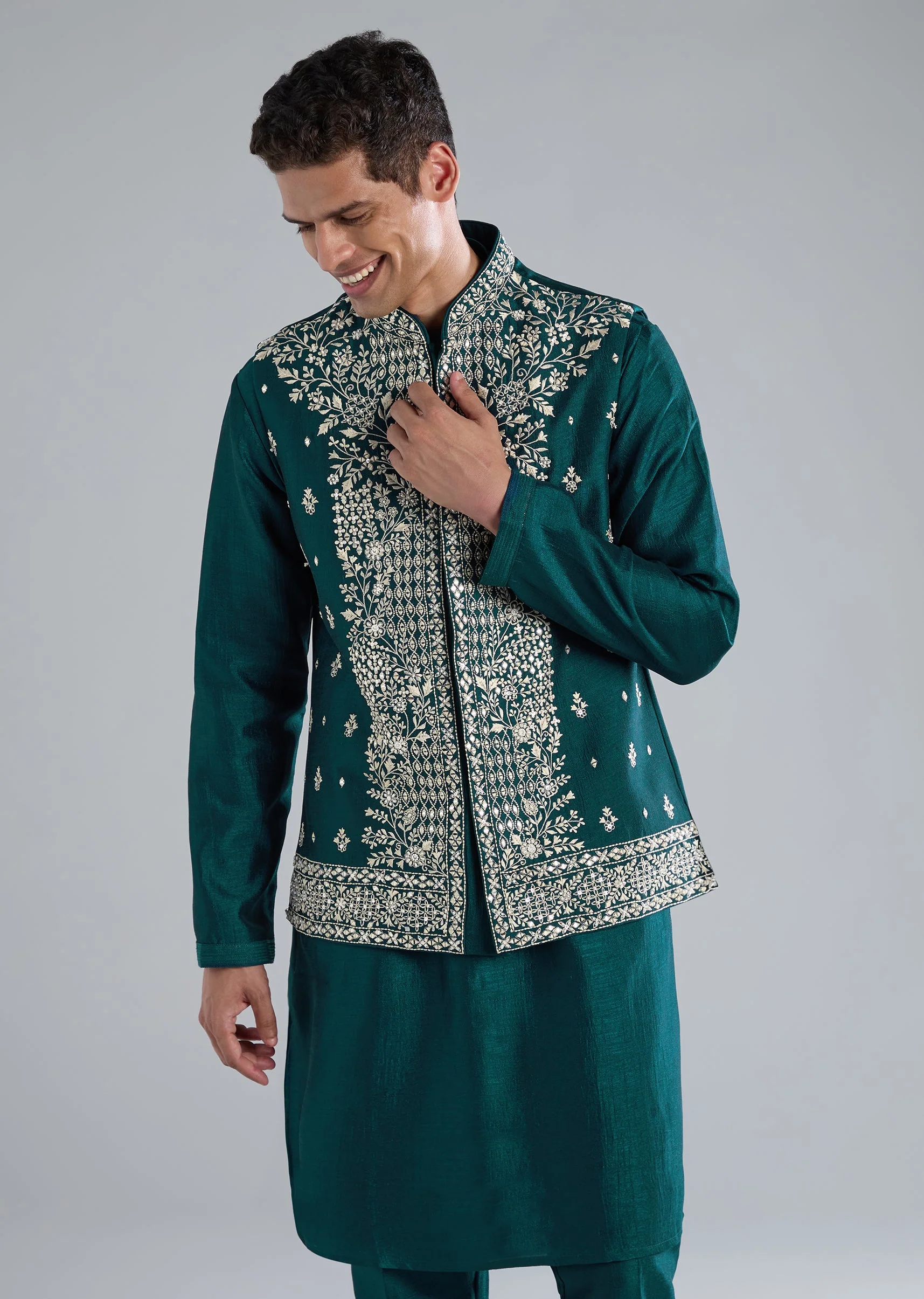 Peacock Blue Kurta Jacket Set With Mirror Thread And Resham Detailing - Image 4