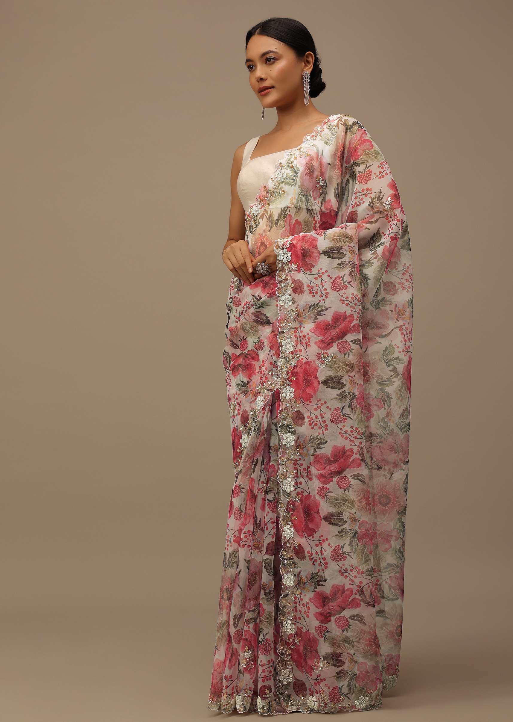 Pearl White Embroidered Organza Saree With Floral Print And Scallop Borders - Image 3