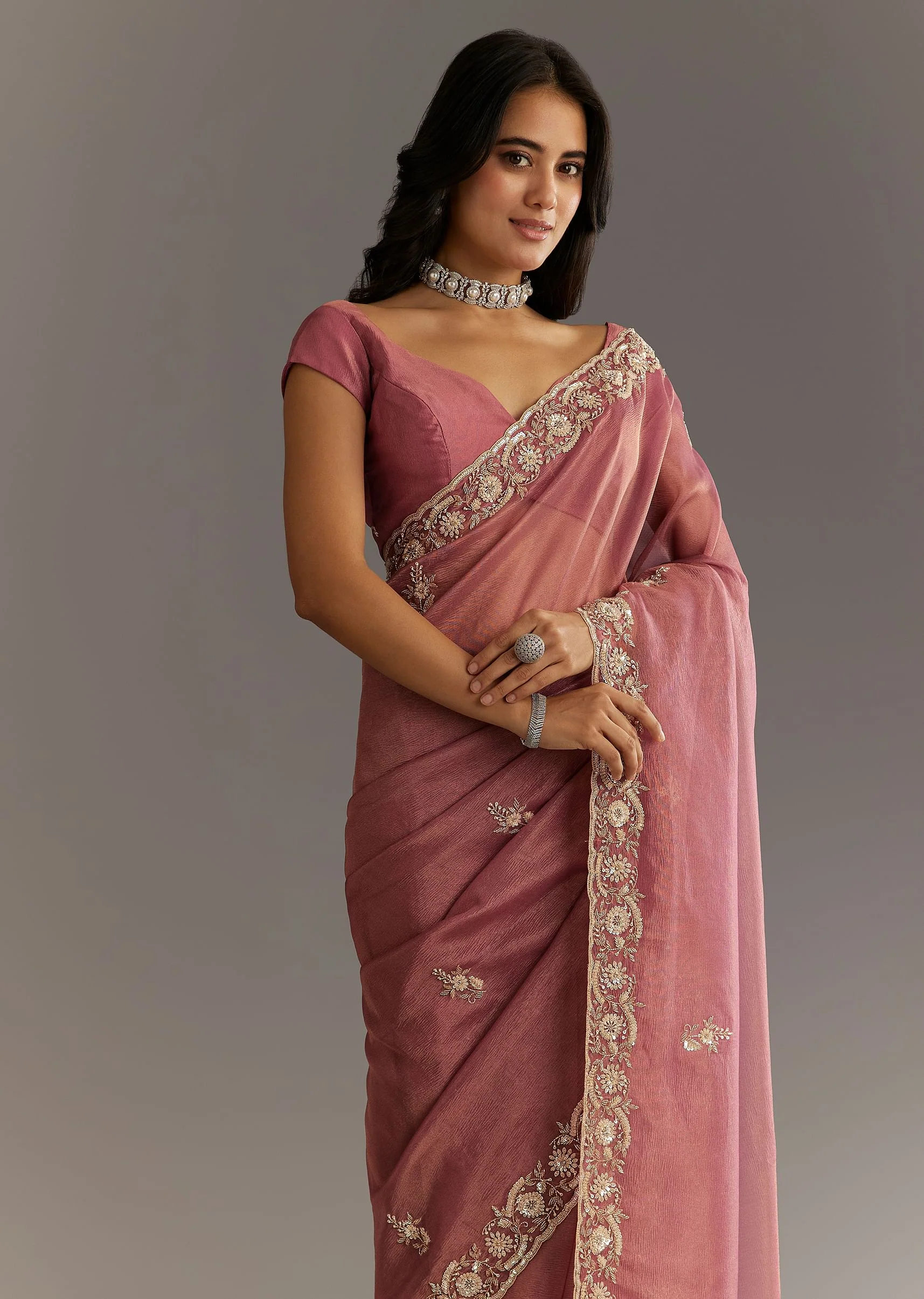 Pink Crushed Tissue Floral Embroidered Saree With Cutdana And Sequins - Image 5