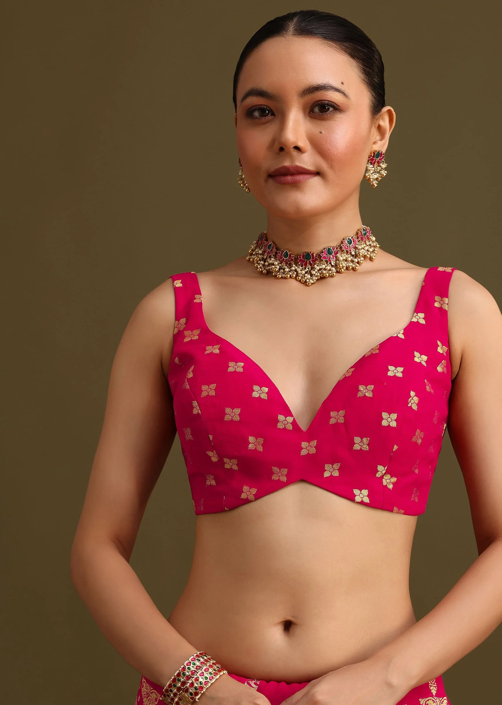 Pink Cutdana Embroidered Bandhani Weave Saree With Unstitched Blouse - Image 7