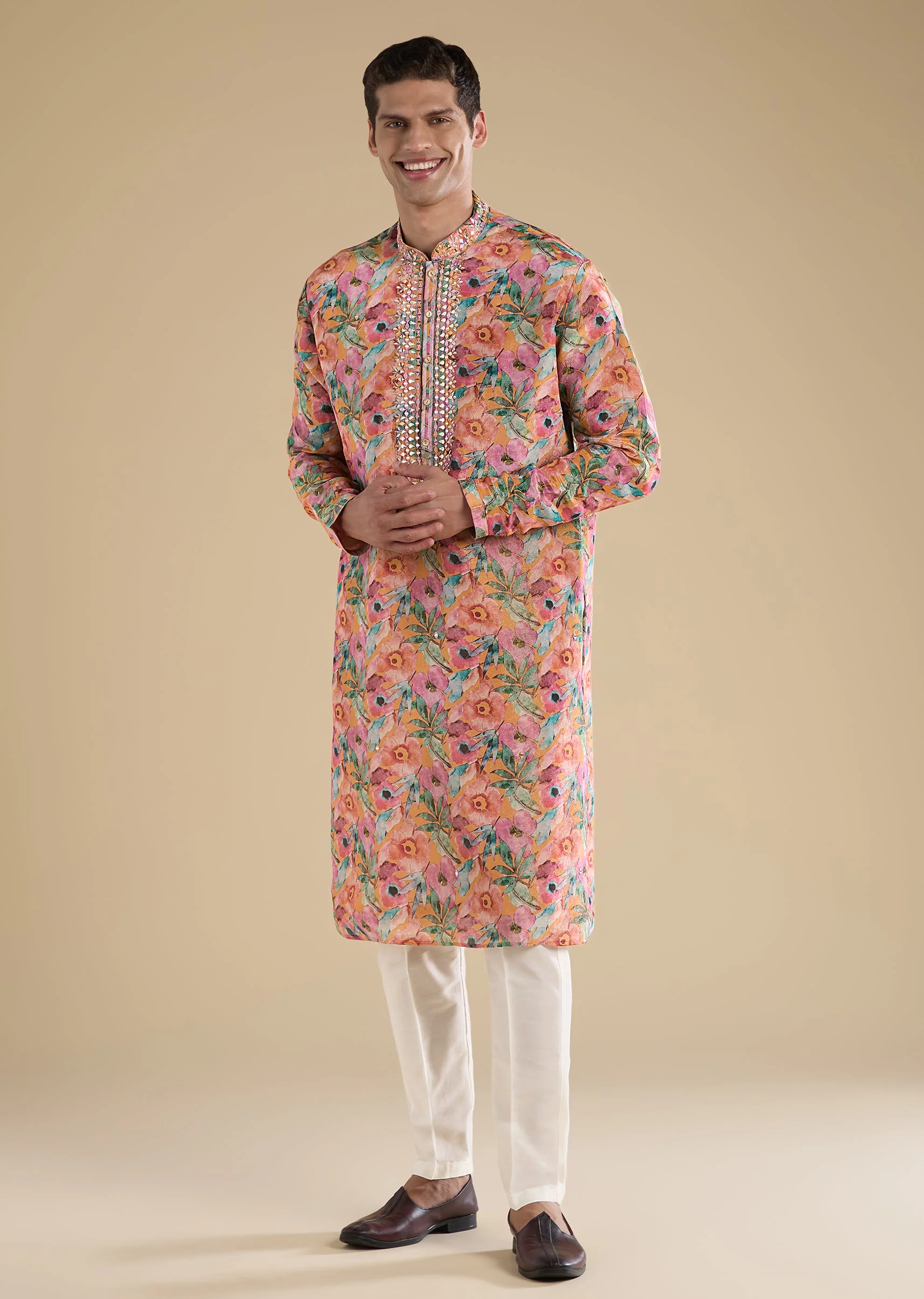 Pink Embroidered Kurta Set With Pants - Image 3