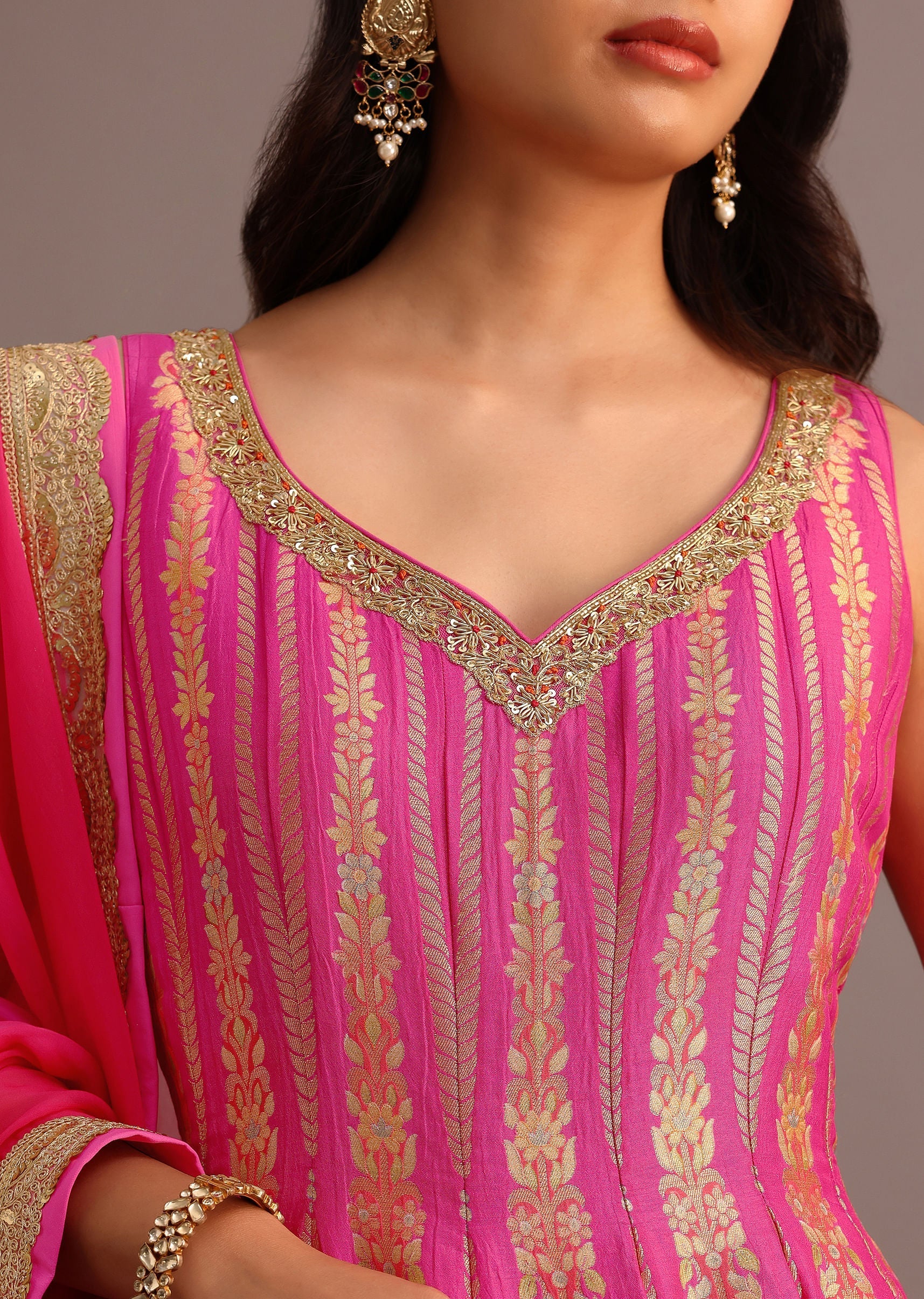 Pink Embroidered Kurti Palazzo With Organza Dupatta - Image 2