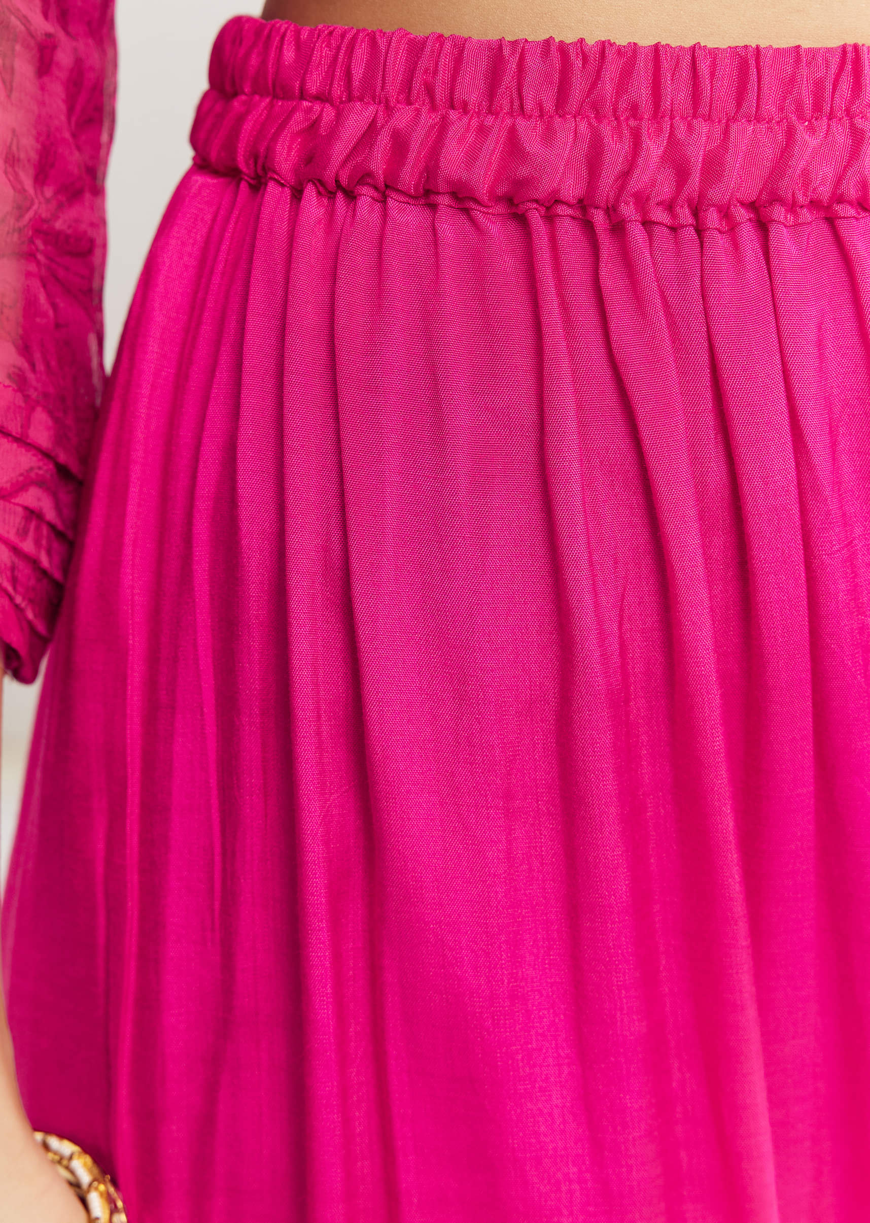 Pink Floral Chiffon Anarkali Kurta Set With Dupatta - Image 6